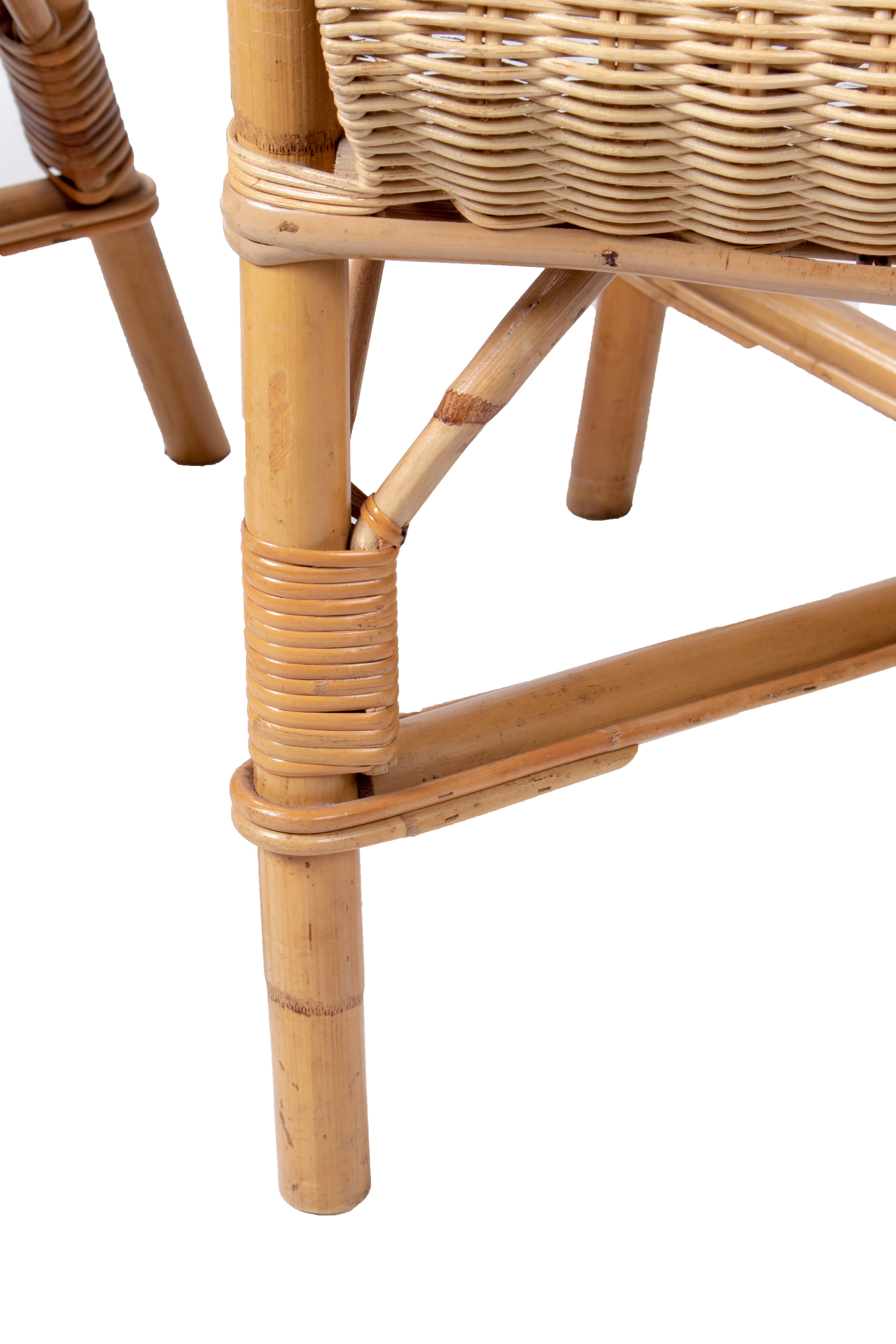 Paar spanische handgefertigte Sessel aus Korbweide und Bambus aus den 1970er Jahren im Angebot 1