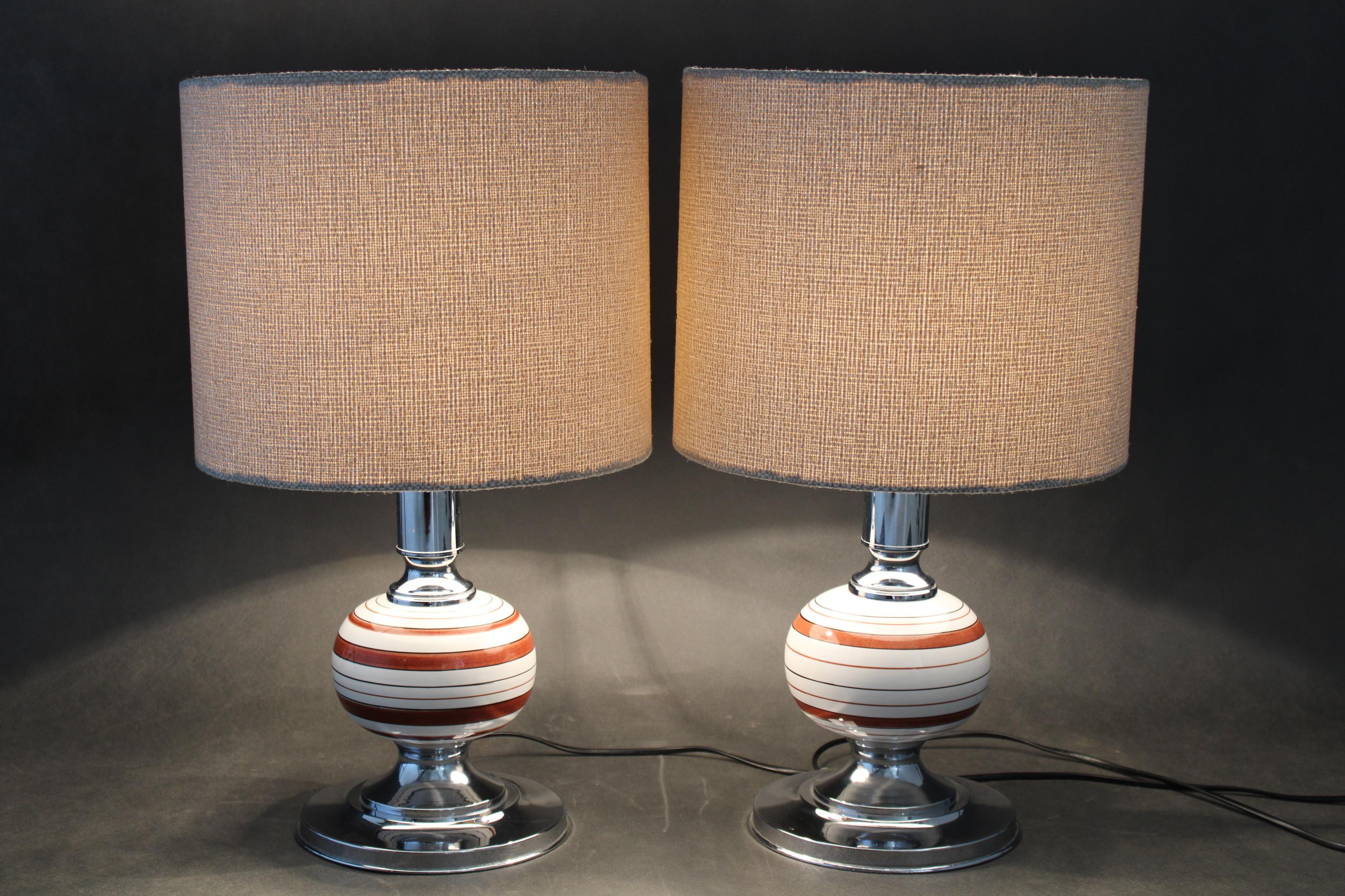 1970s Pair Of Table Lamps With New Fabric Shade, Italy For Sale 1