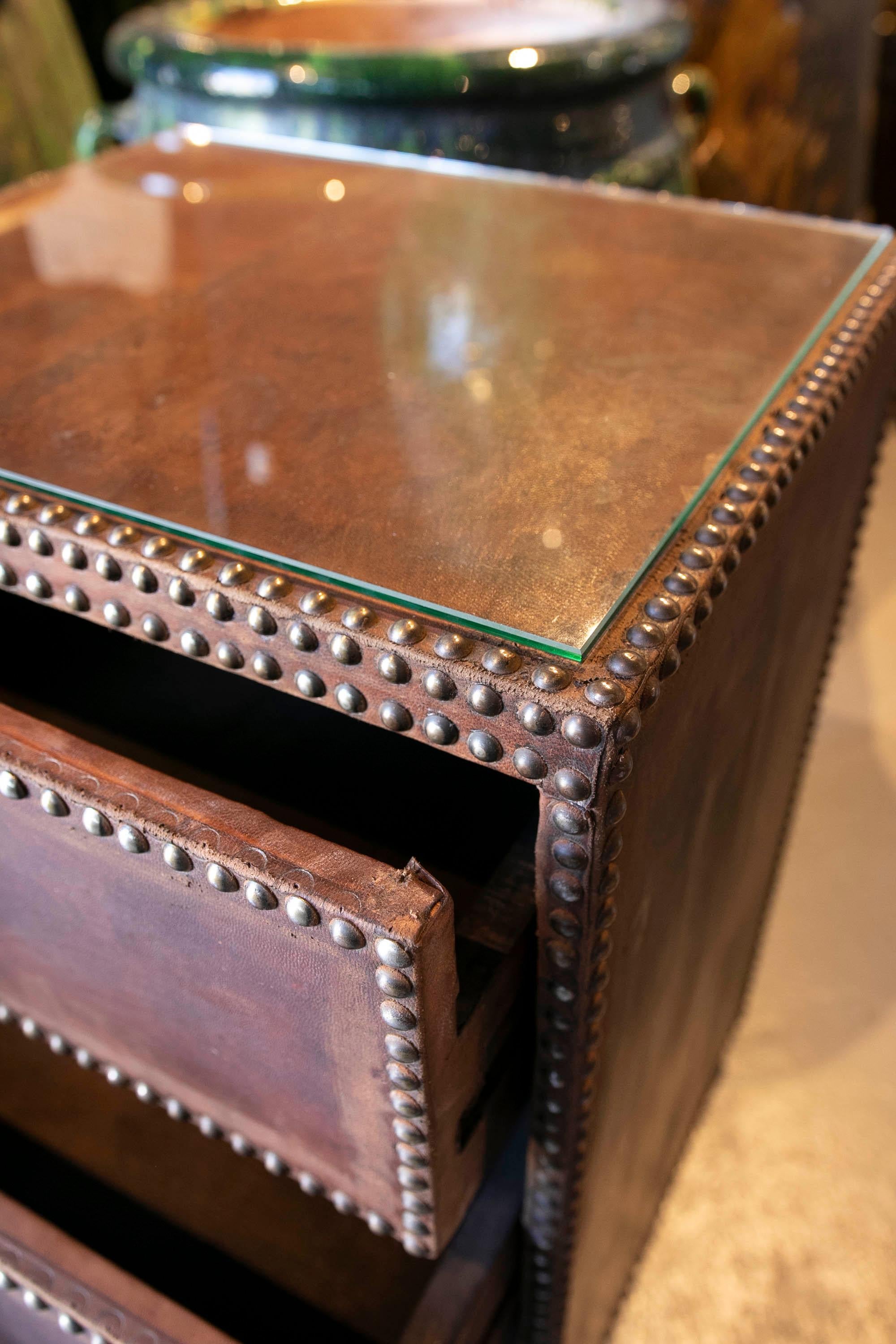 1970s Pair of Tables with Drawers, Studded Leather and Brass Handles  For Sale 3