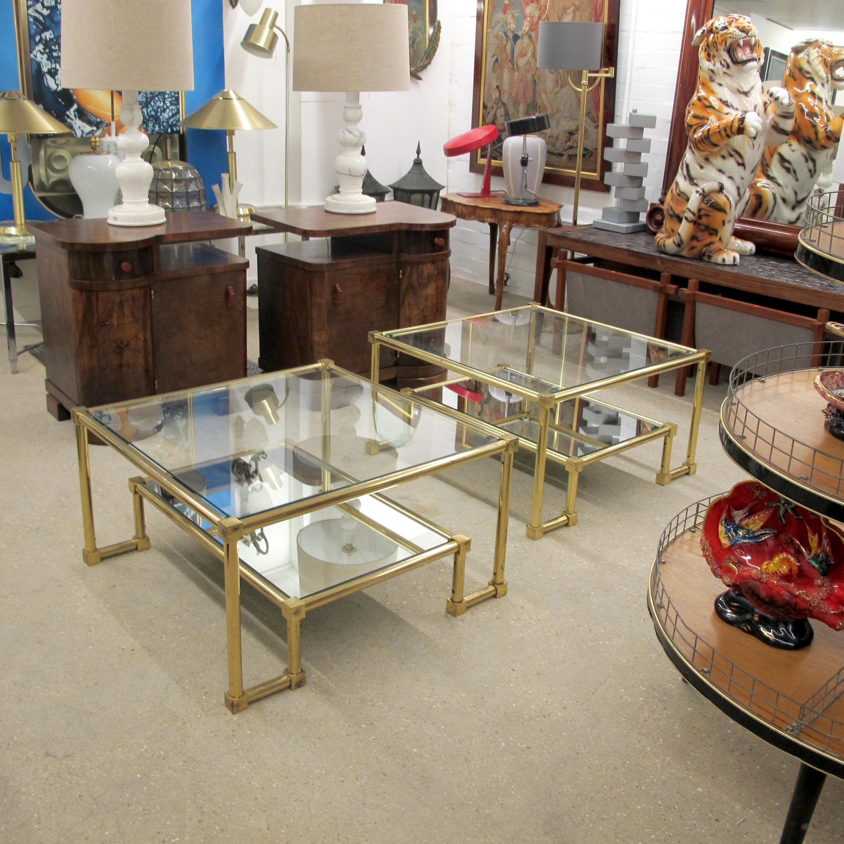 1970s Pair of Two Tiers Square Brass and Glass Structural Coffee tables, French For Sale 3