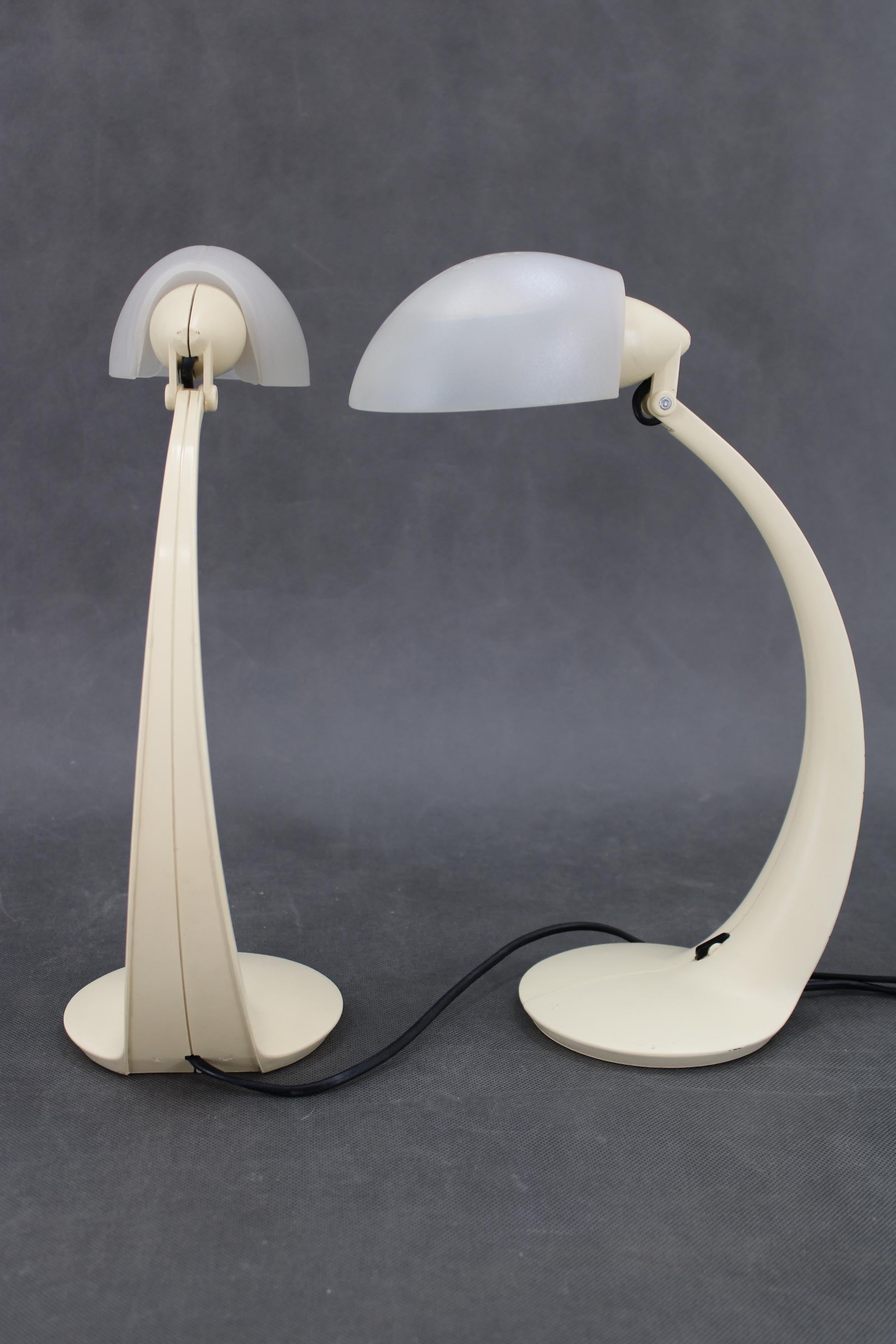 1970s Pair of Veneta Lumi Table Lamps  model Virgola, Italy In Good Condition For Sale In Praha, CZ