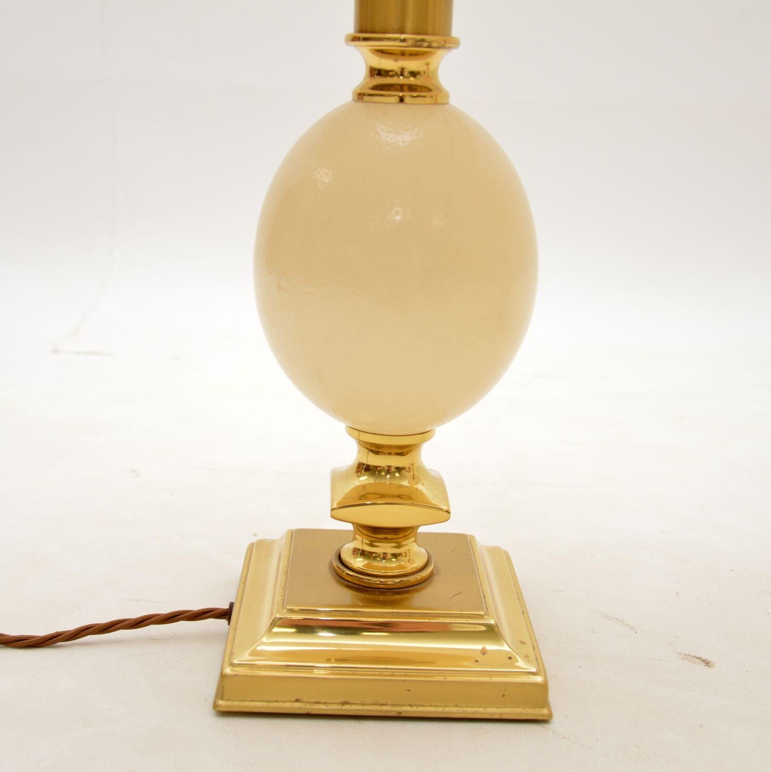 1970s Pair of Vintage Brass Ostrich Egg Lamps In Good Condition For Sale In London, GB