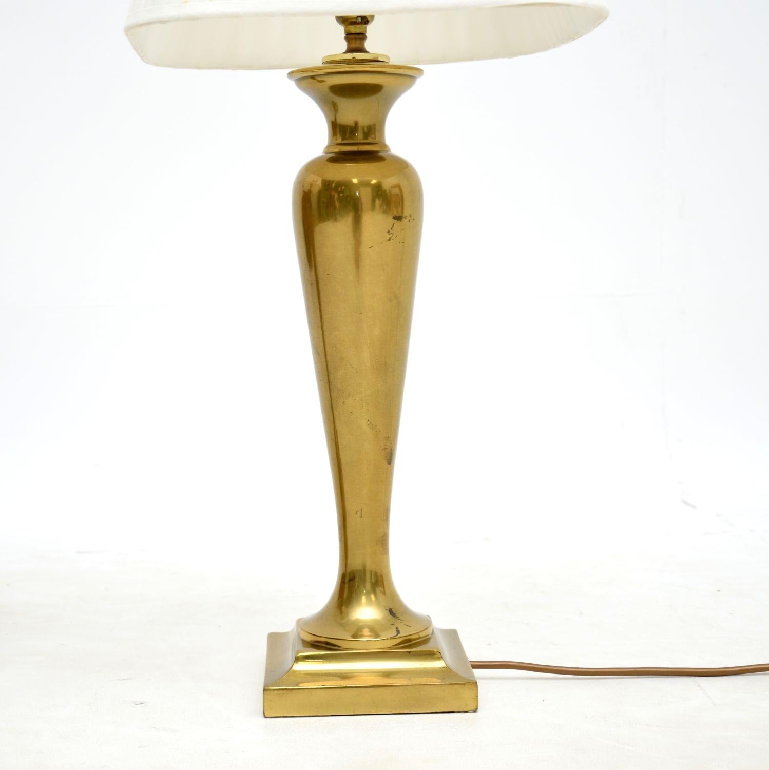 Fin du 20e siècle 1970s Pair of Vintage Brass Table Lamps en vente