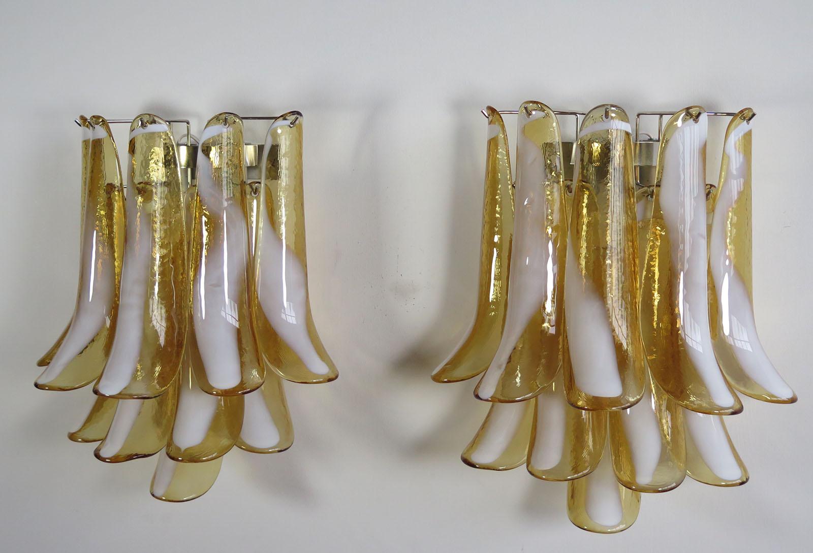 Blown Glass 1970s Pair of Vintage Italian Murano Wall Lights in the Manner of Mazzega, Car