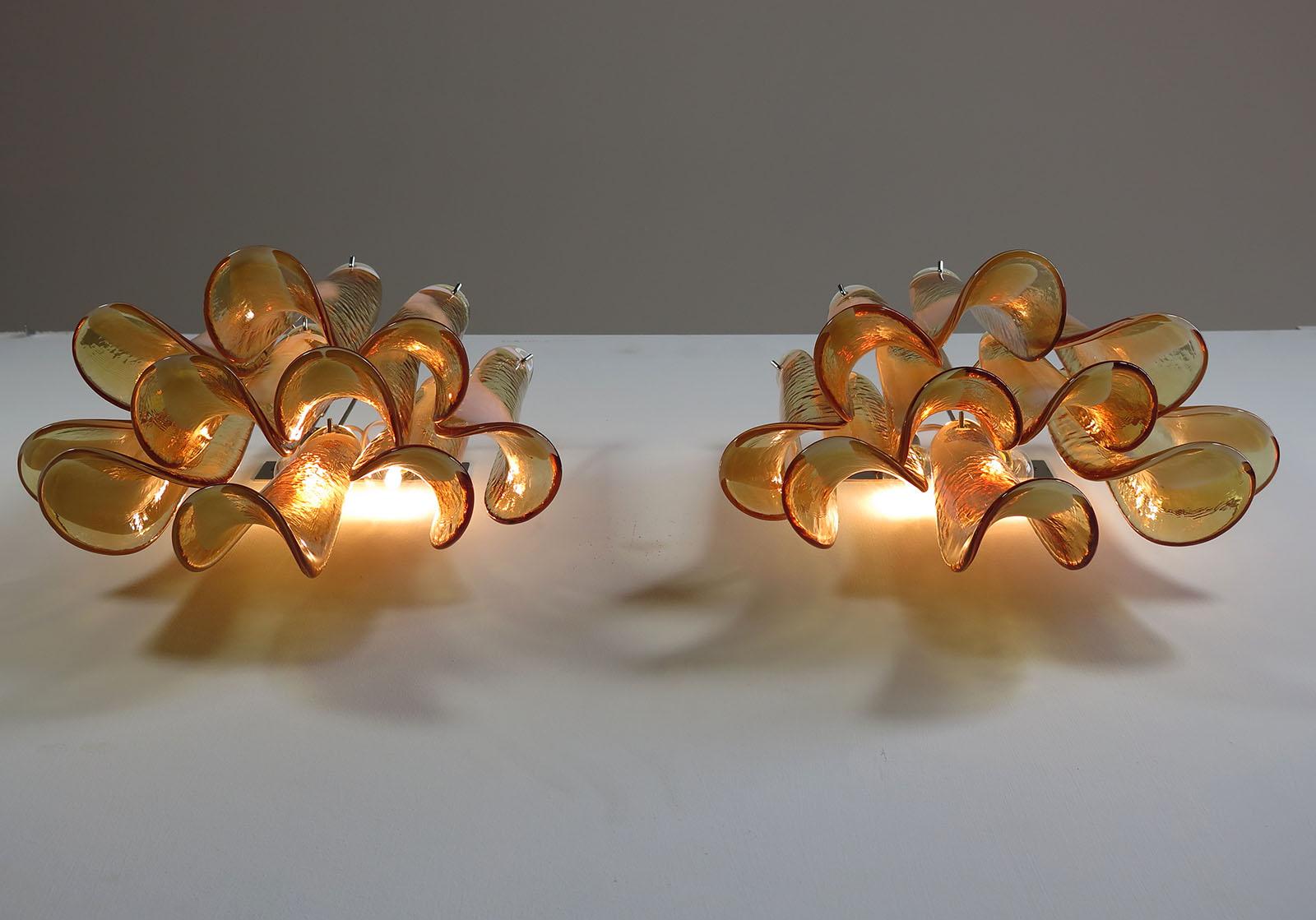 1970s Pair of Vintage Italian Murano Wall Lights in the Manner of Mazzega, Car 2