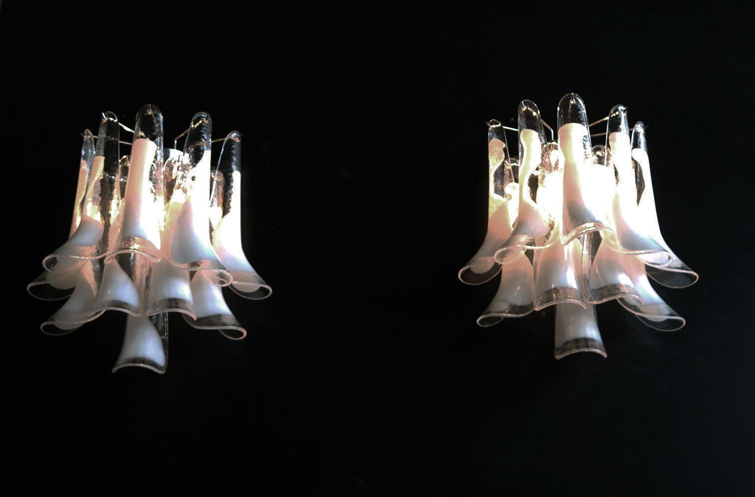 1970’s Pair of Vintage Italian Murano Wall Lights in the Manner of Mazzega, Tra For Sale 5