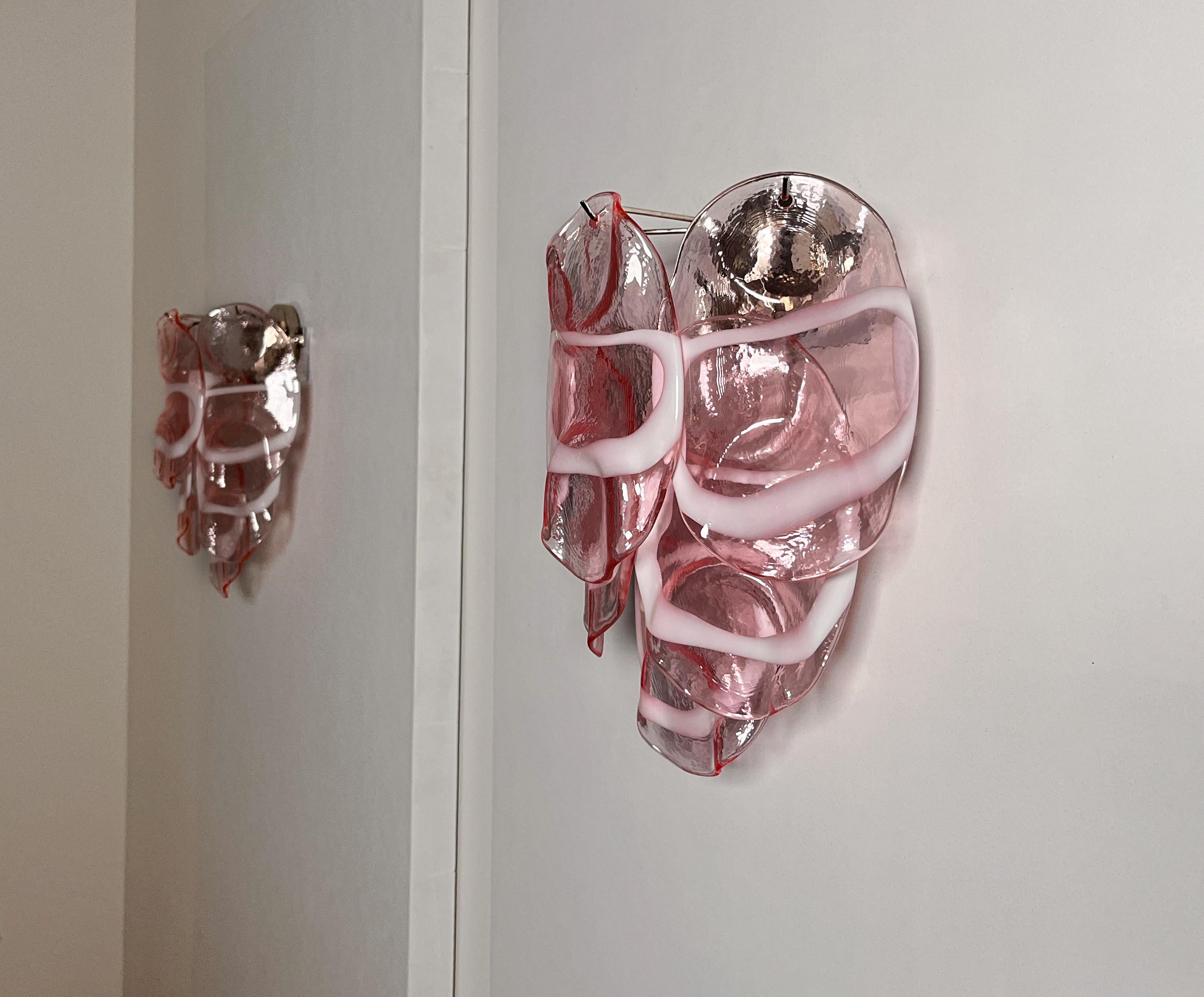 italien 1970 Paire de Vintage Italian Murano Wall Lights, verres Lattimo roses