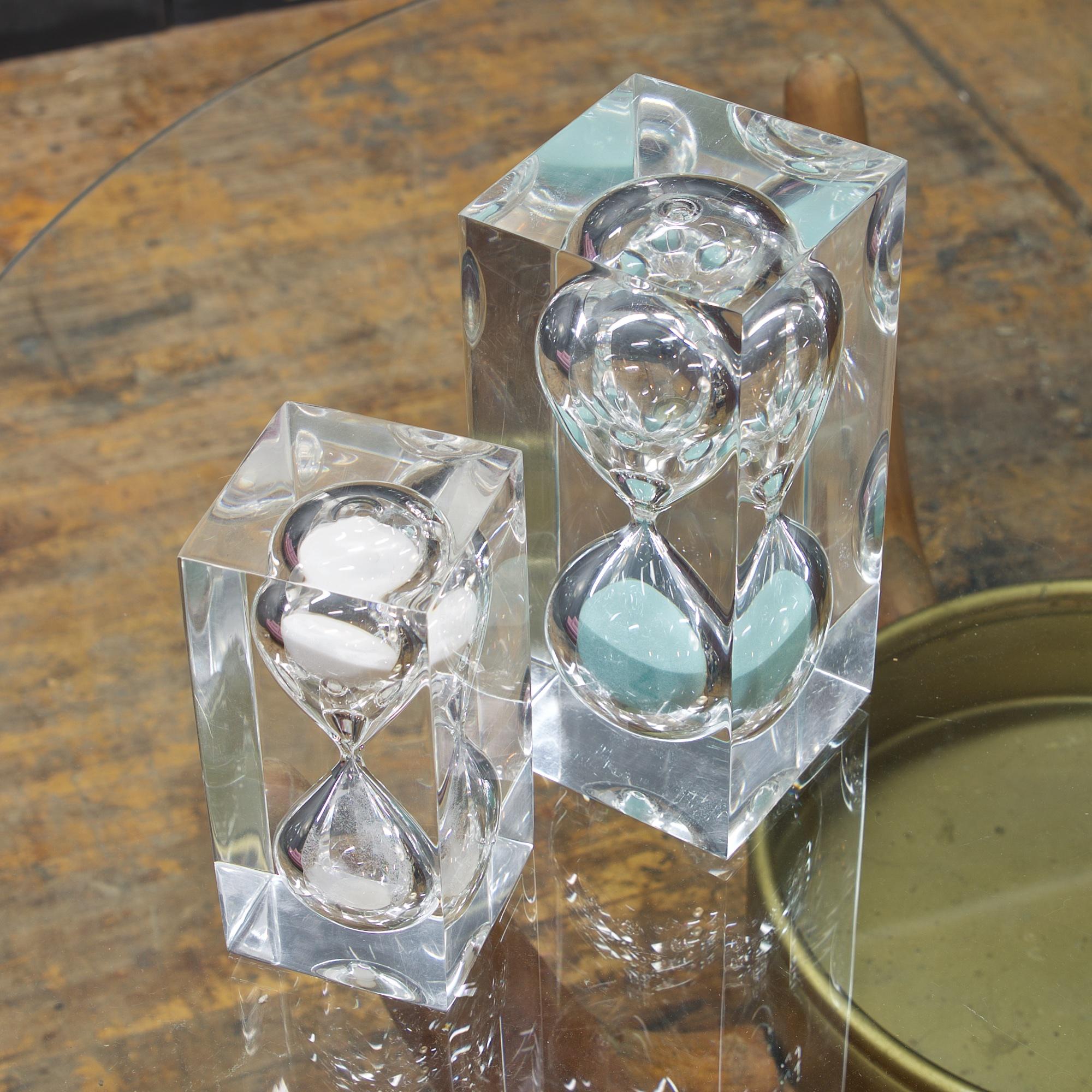 Machine-Made 1970s Pair of Vintage Lucite Hourglass Sculpture Style of Charles Hollis Jones For Sale