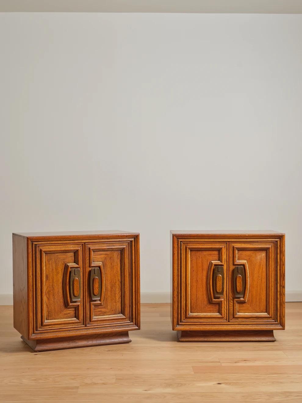 Mid-Century Modern 1970s Pair of Vintage Nightstands For Sale