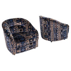 1970s Pair of Ward Bennett for Brickel Associates Barrel Lounge Chairs in Fabric