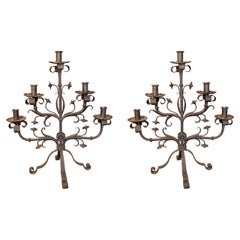 Pareja de candelabros de hierro forjado de los años 70 para cinco velas cada uno