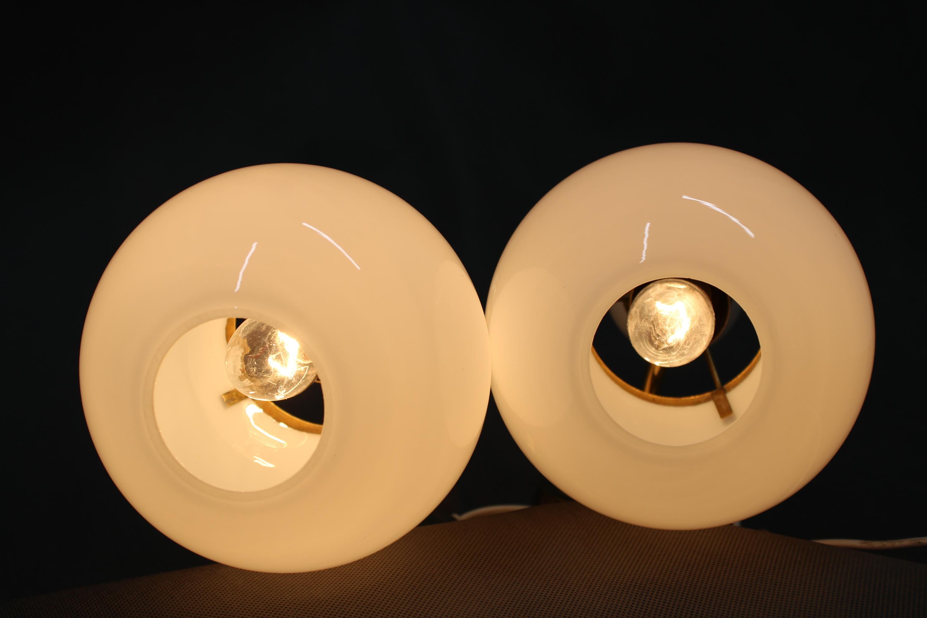 1970s Pair Wall Scones in Brass and Glass, Czechoslovakia For Sale 3