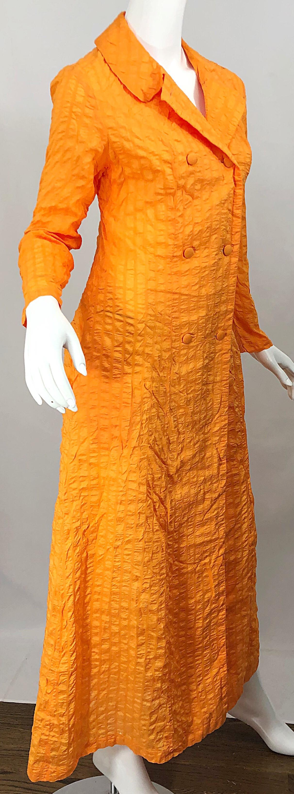 Giacca Palmers anni '70 in seta e nylon arancione neon brillante a doppio petto Vintage 70s in vendita 4