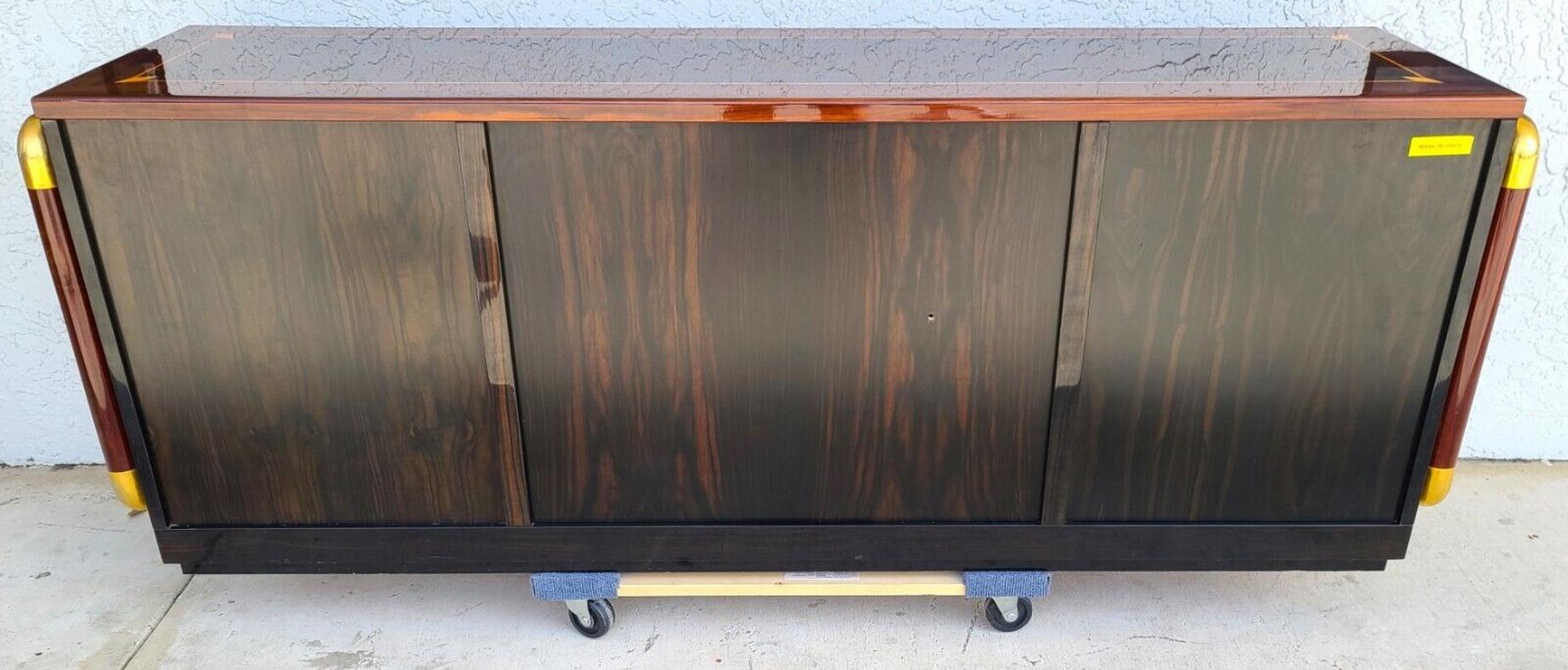 1970s Paolo Barracheli Style Italian Lacquered & Brass Credenza Bar For Sale 6