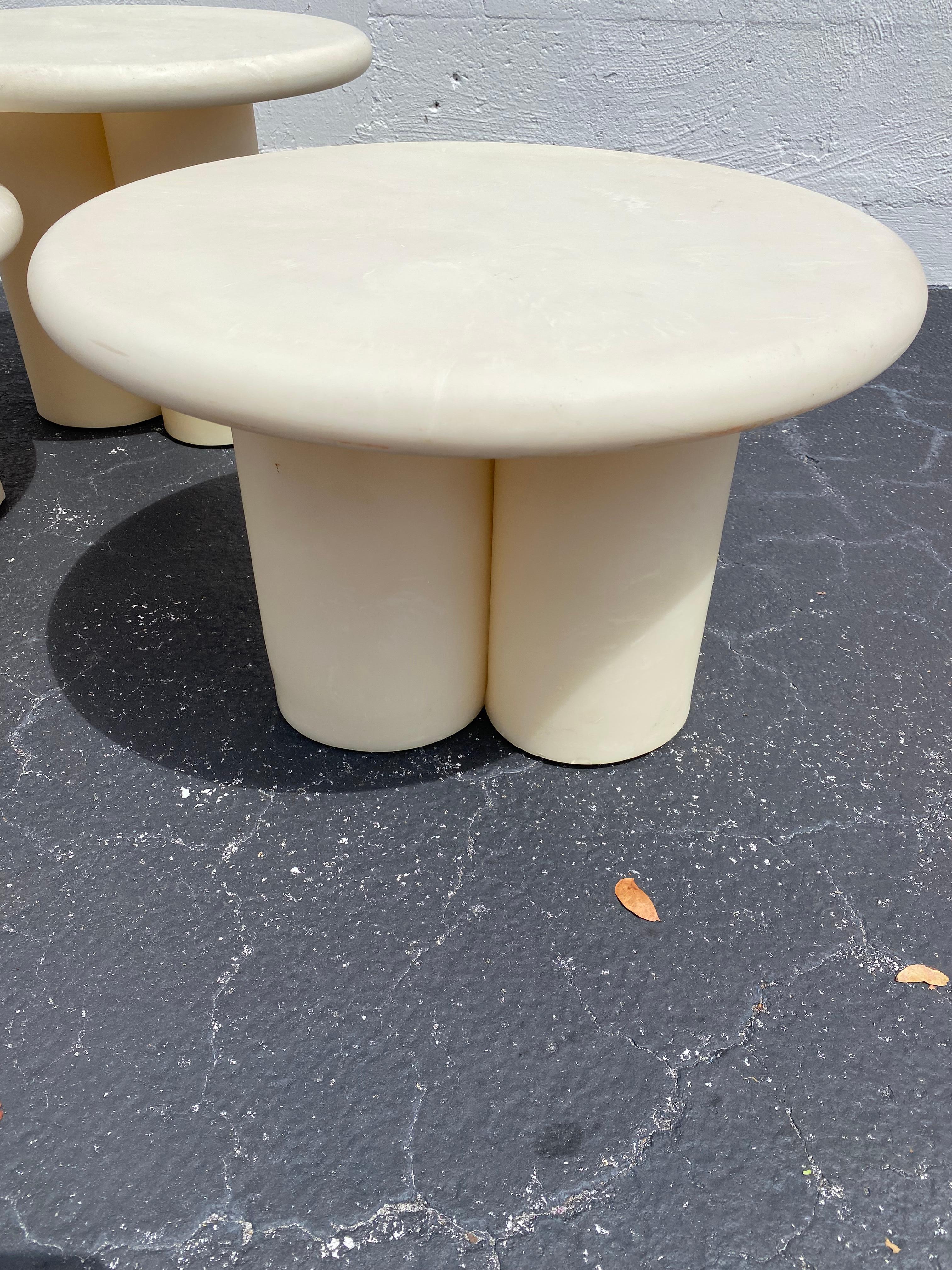 1970s Parchment Molded Resin Clover Mushrooms Nesting Coffee Table For Sale 4