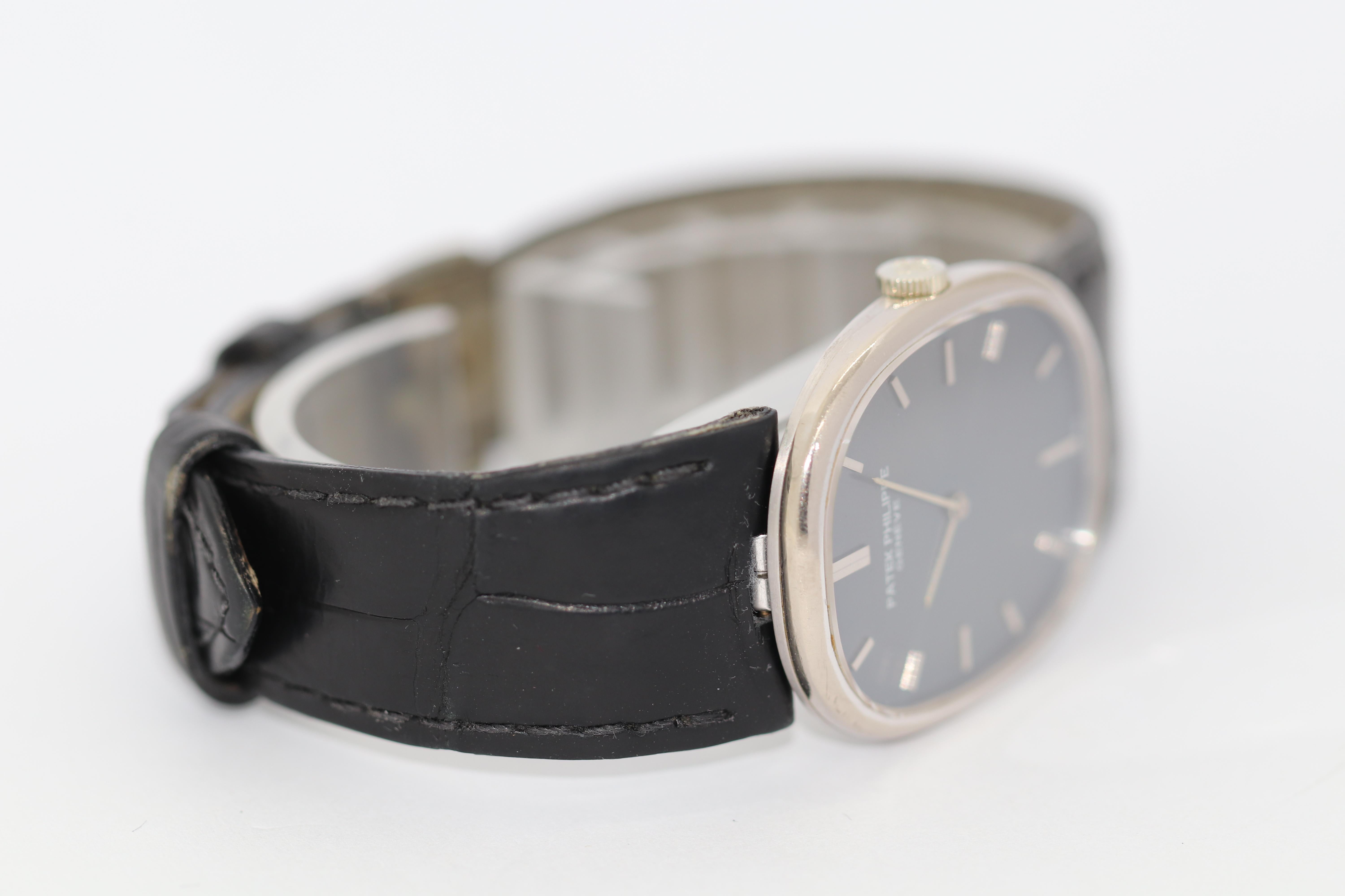1970’s Patek Philippe Golden Ellipse d‘Or White Gold Blue Dial Ref. 3848 For Sale 6