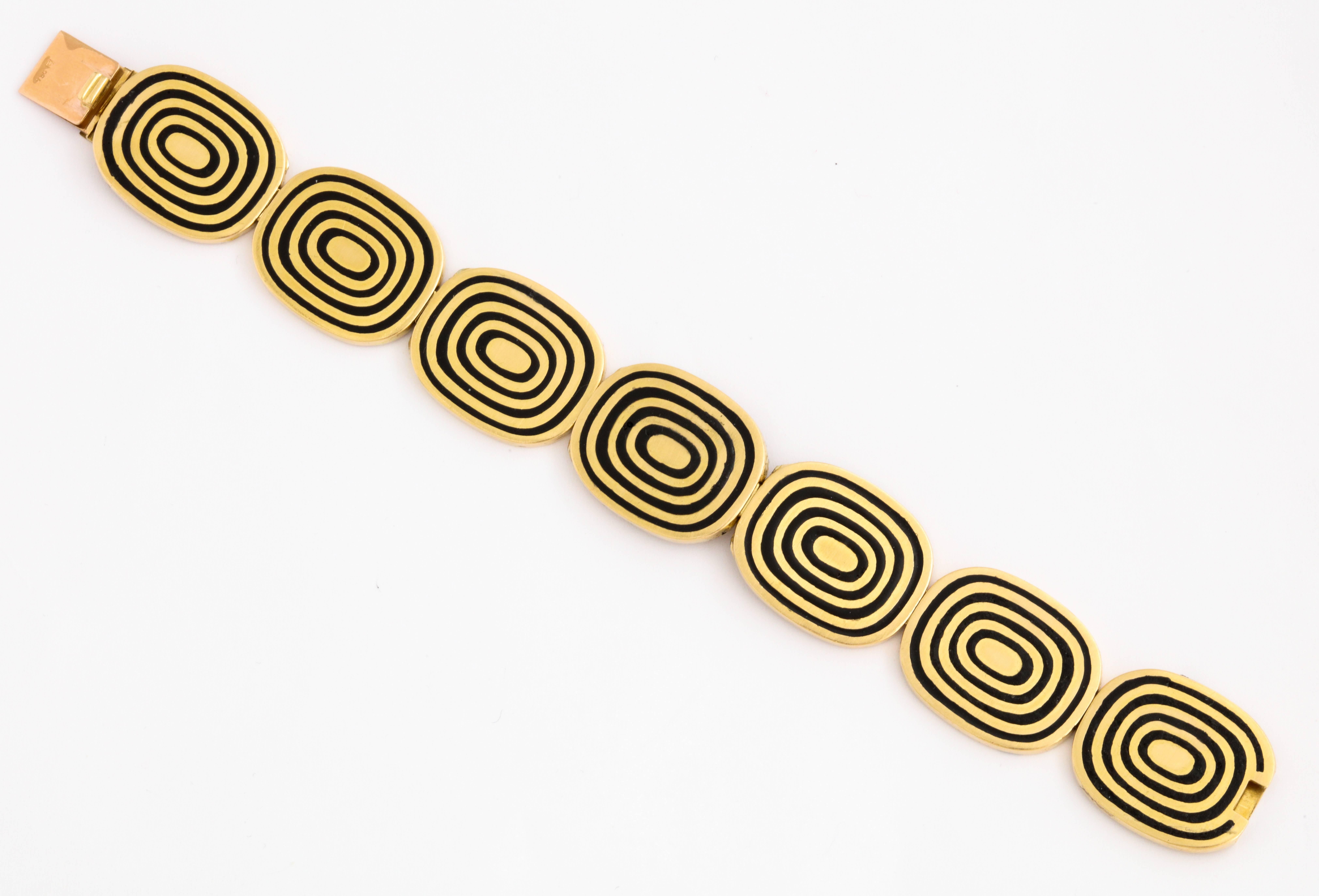 Patek Phillipe Necklace 5 Piece Jewelry Suite 1972 Modernist 18K Gold And Enamel For Sale 1