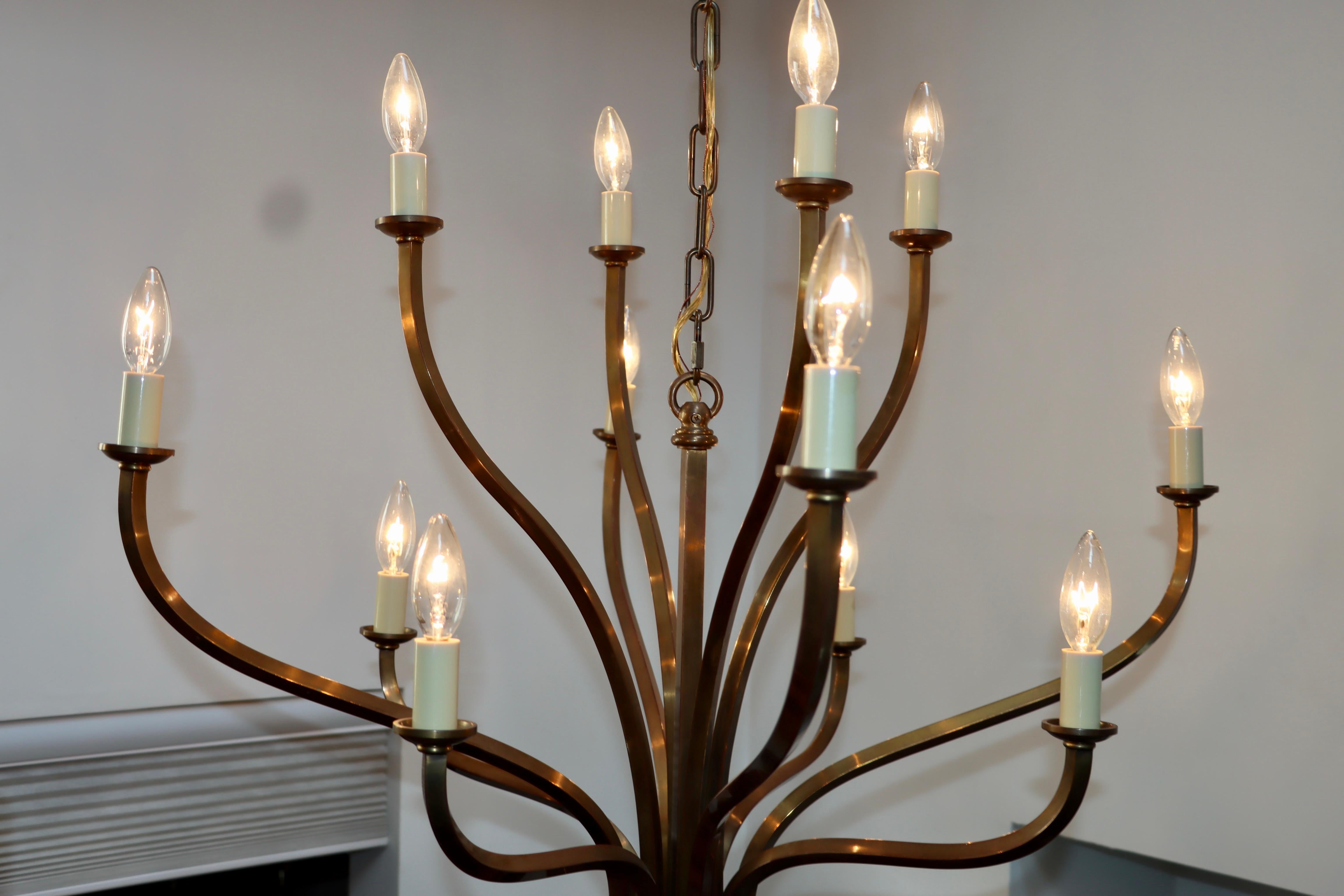 1970s Patinated Brass 12 Arm Chandelier Attributed to Hart Associates For Sale 13