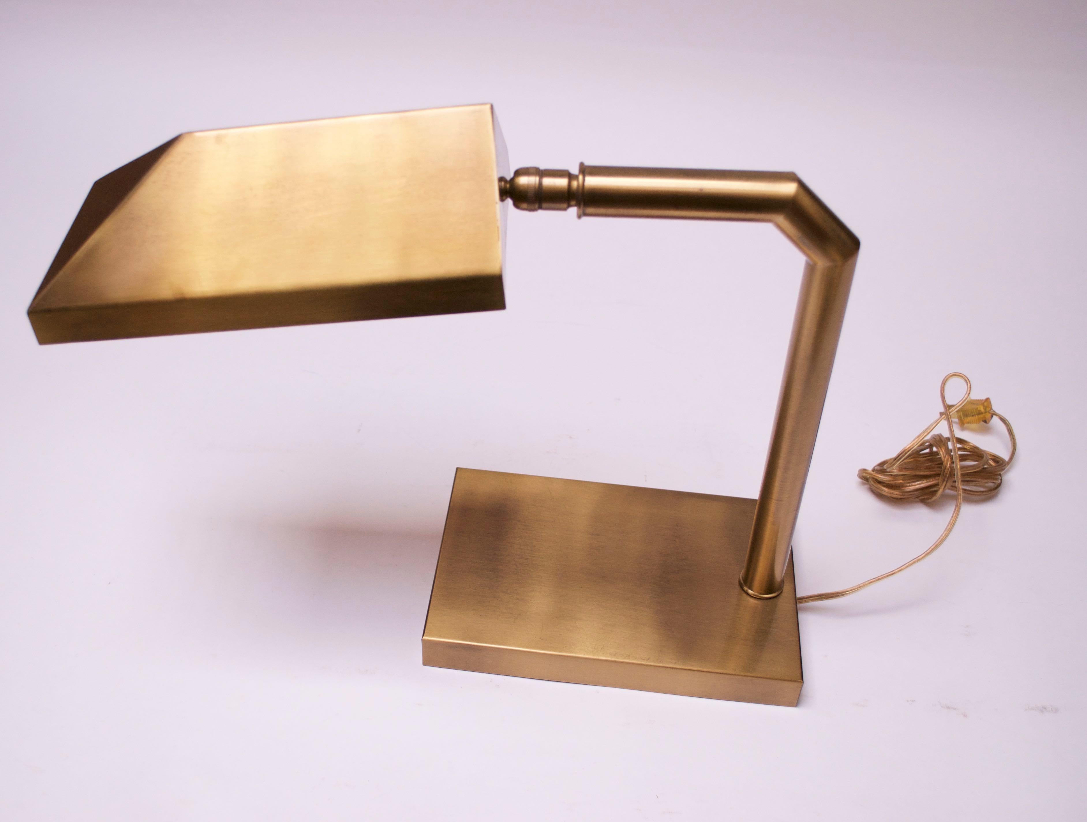 1970s Patinated Brass Chapman Table Lamp In Good Condition In Brooklyn, NY