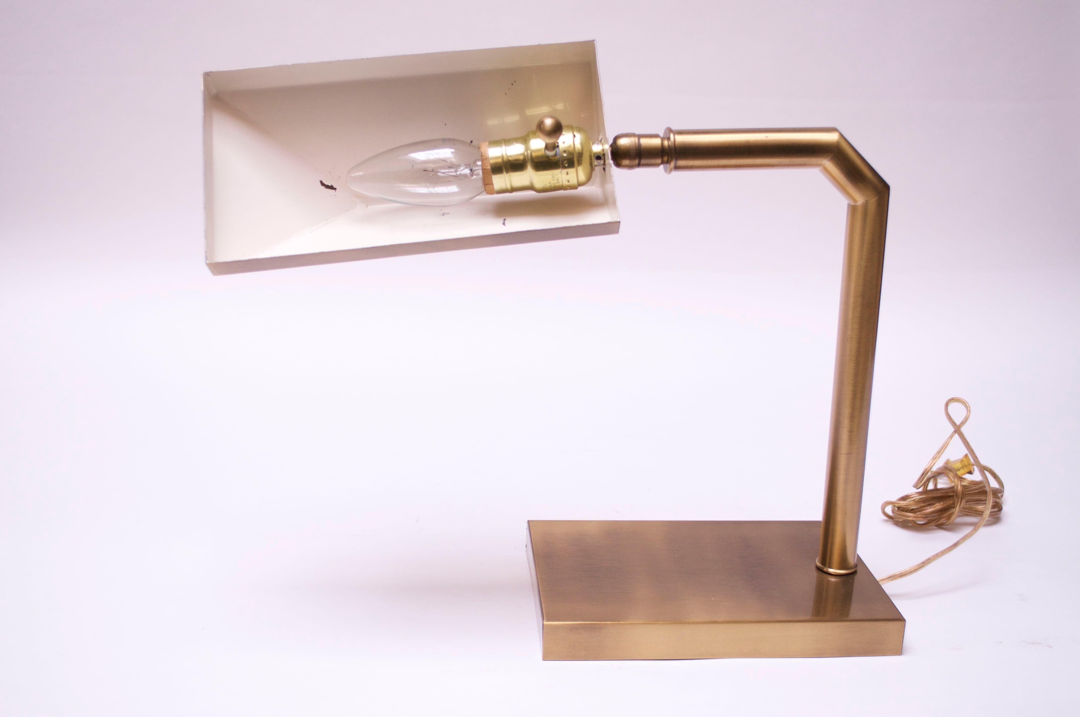 1970s Patinated Brass Chapman Table Lamp 3
