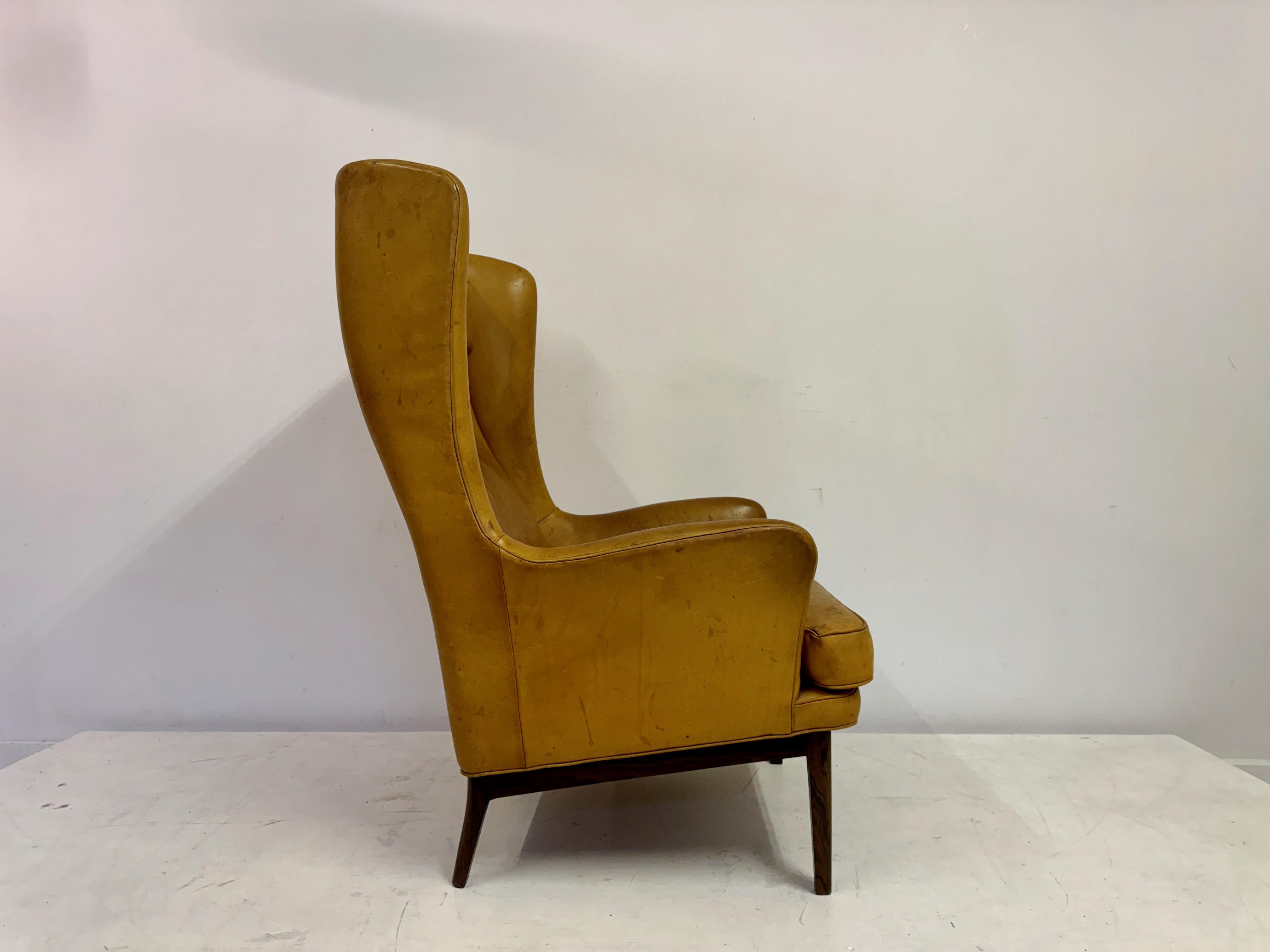 Sillón Krister Wingback de cuero patinado de los años 70, por Arne Norell en venta 7