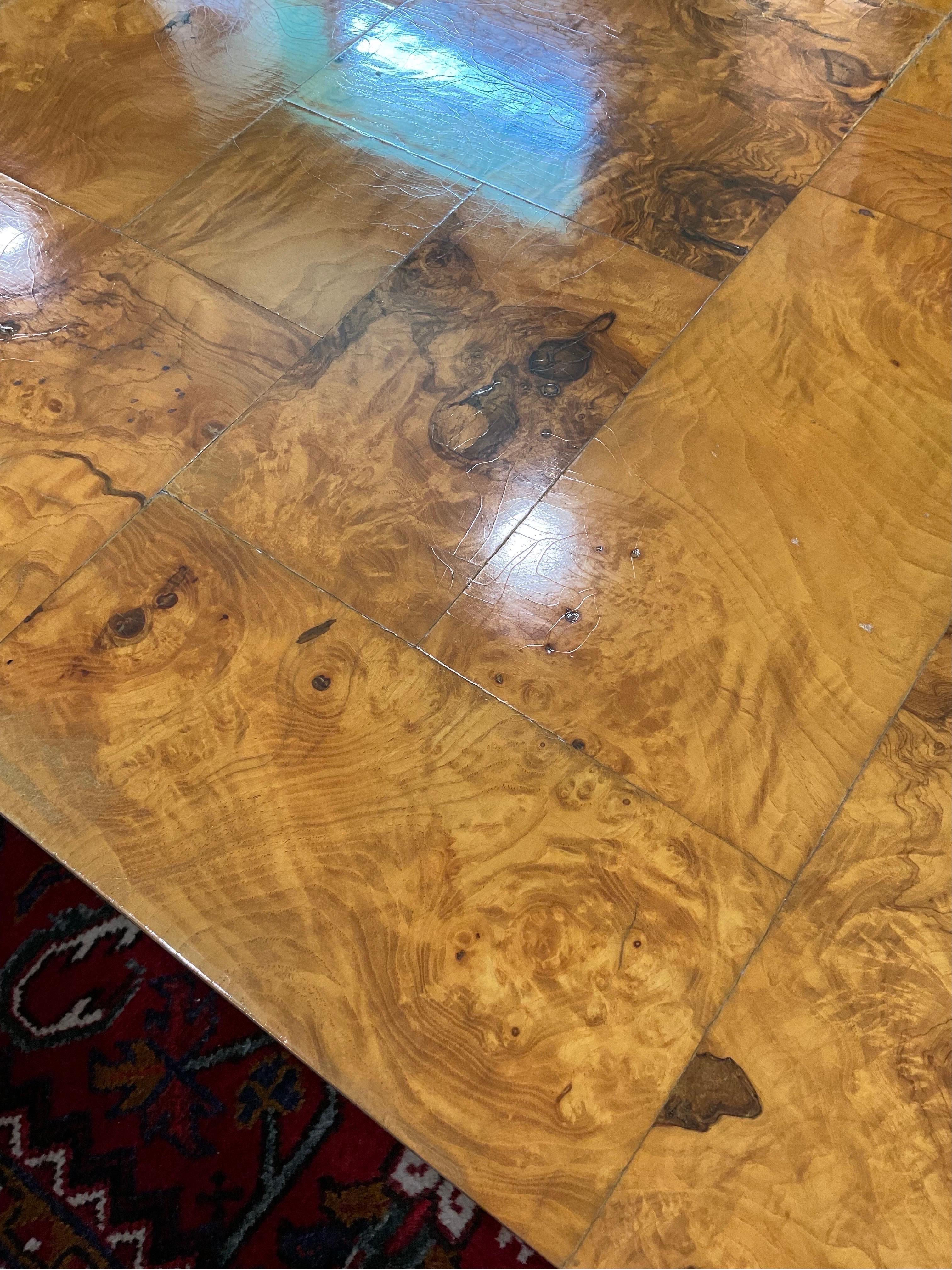 Américain Table basse Cityscape des années 1970, signée Paul Evans en vente