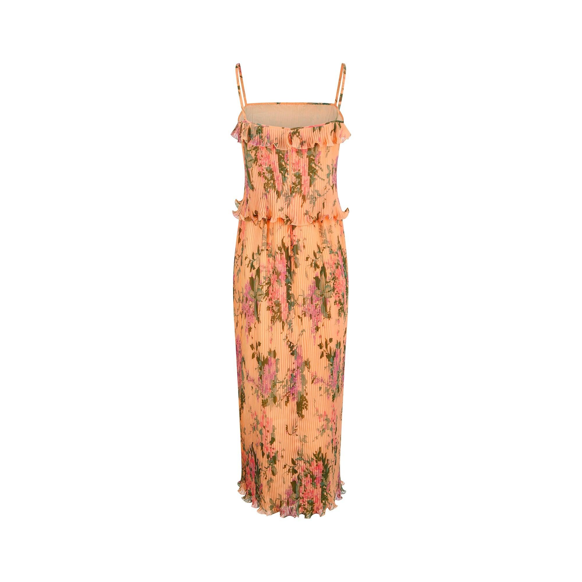 1970s Peach Accordion Pleat Floral Print Maxi Dress In Excellent Condition For Sale In London, GB