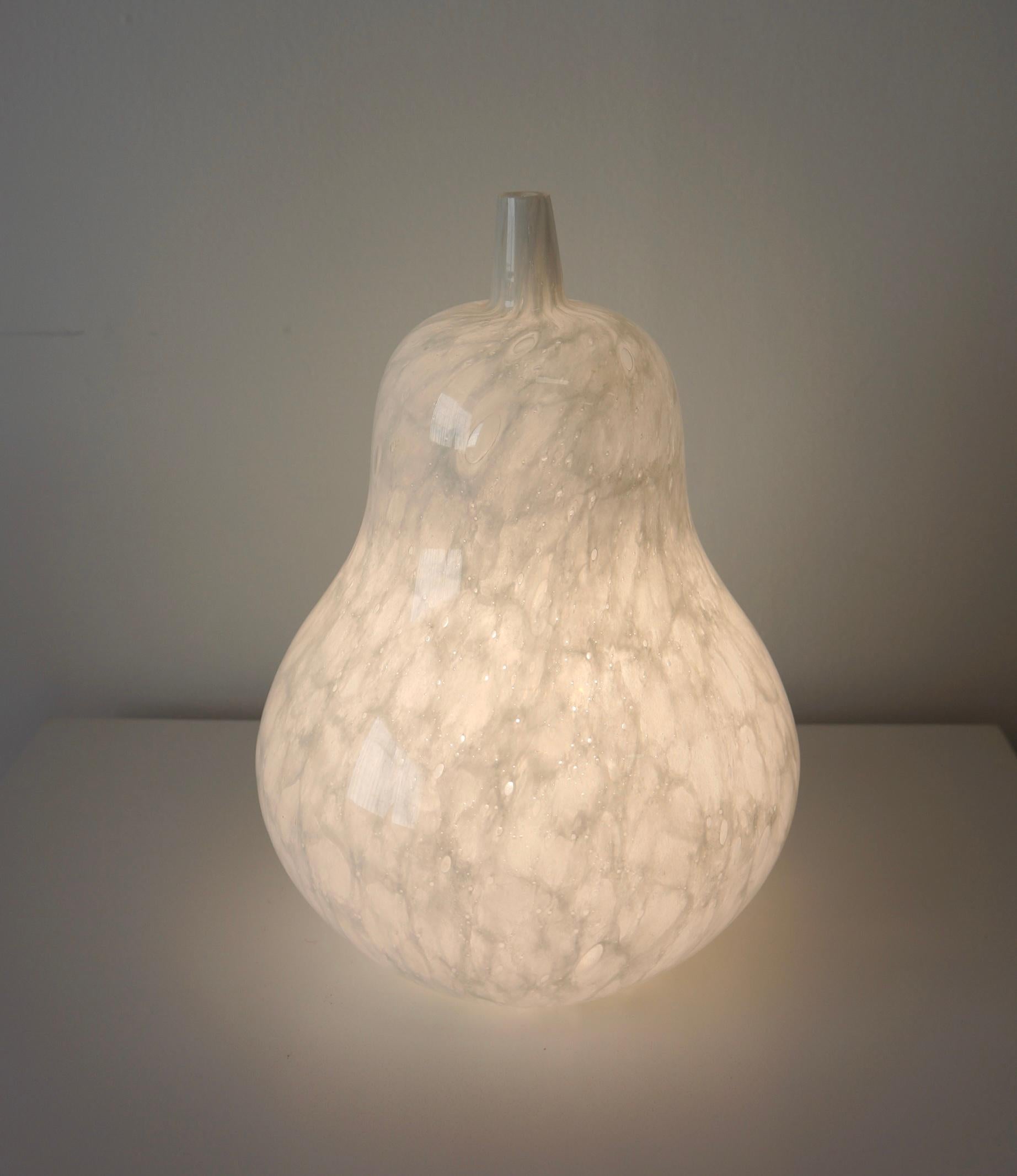 1970s Pear Shaped Art Glass Table Lamp Made In Italy For Sale 2