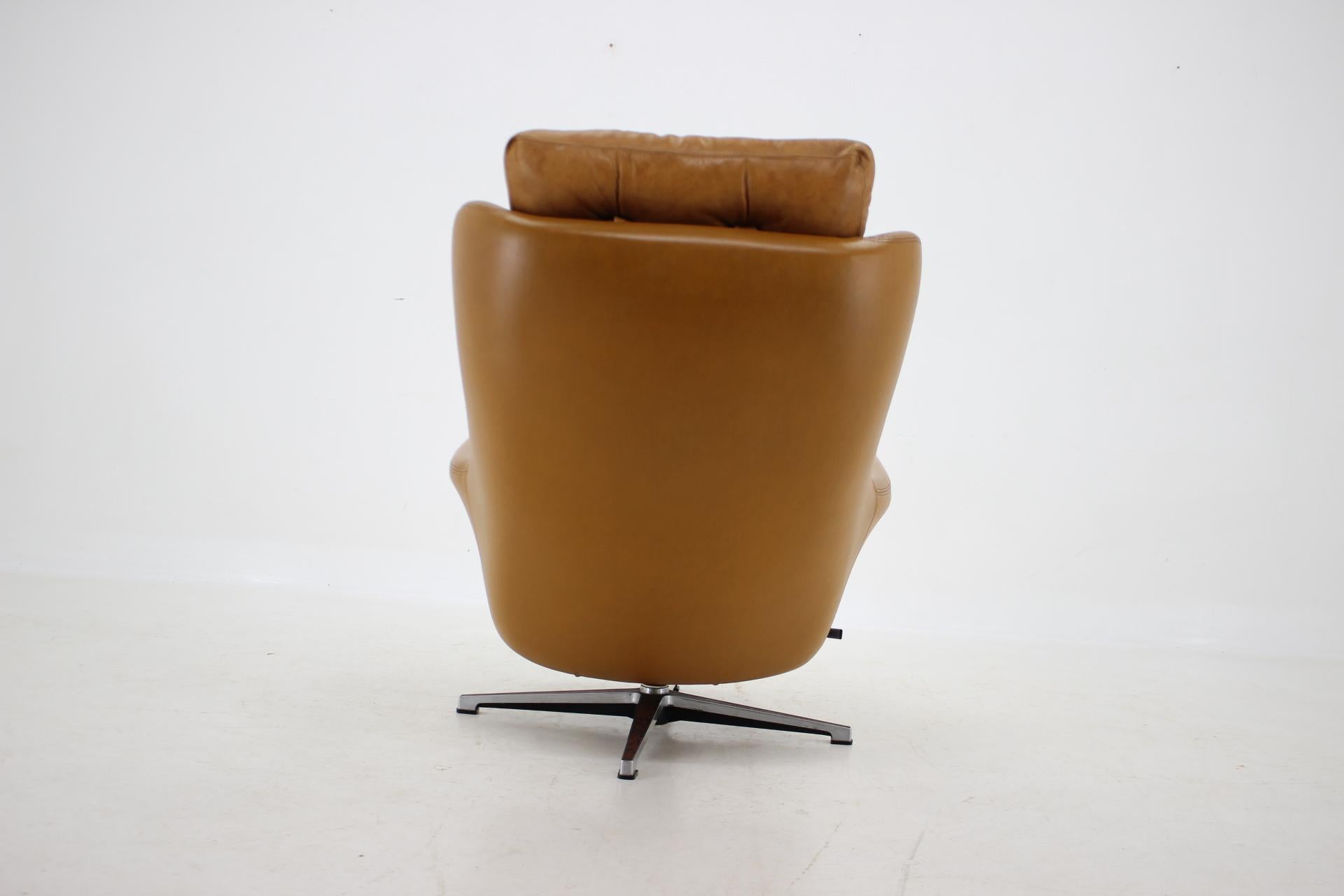 1970s PEEM Leather Adjustable Armchair , Finland  In Good Condition For Sale In Praha, CZ