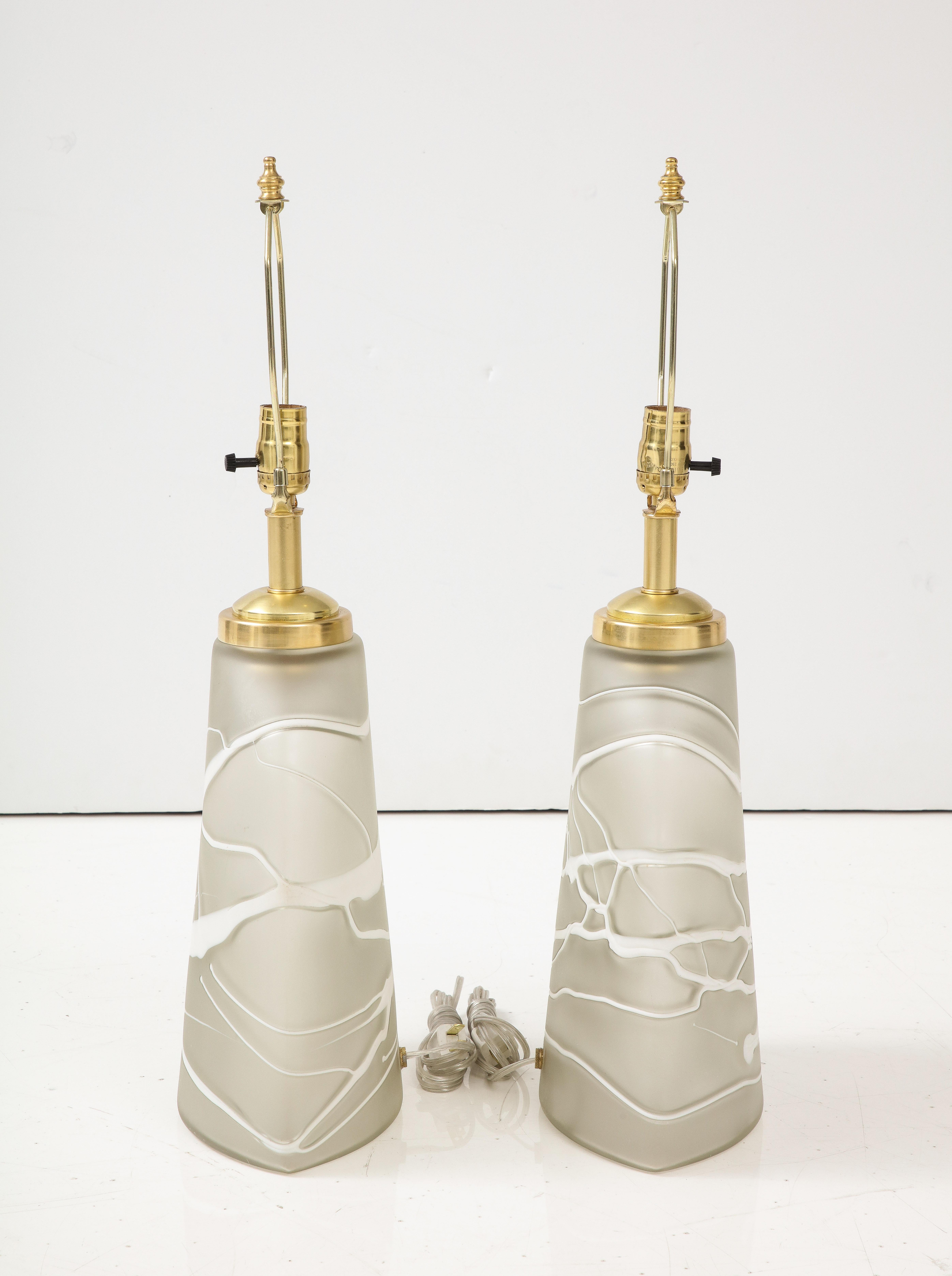 1970s Peill & Putzler Art Glass and Brass Table Lamps For Sale 4