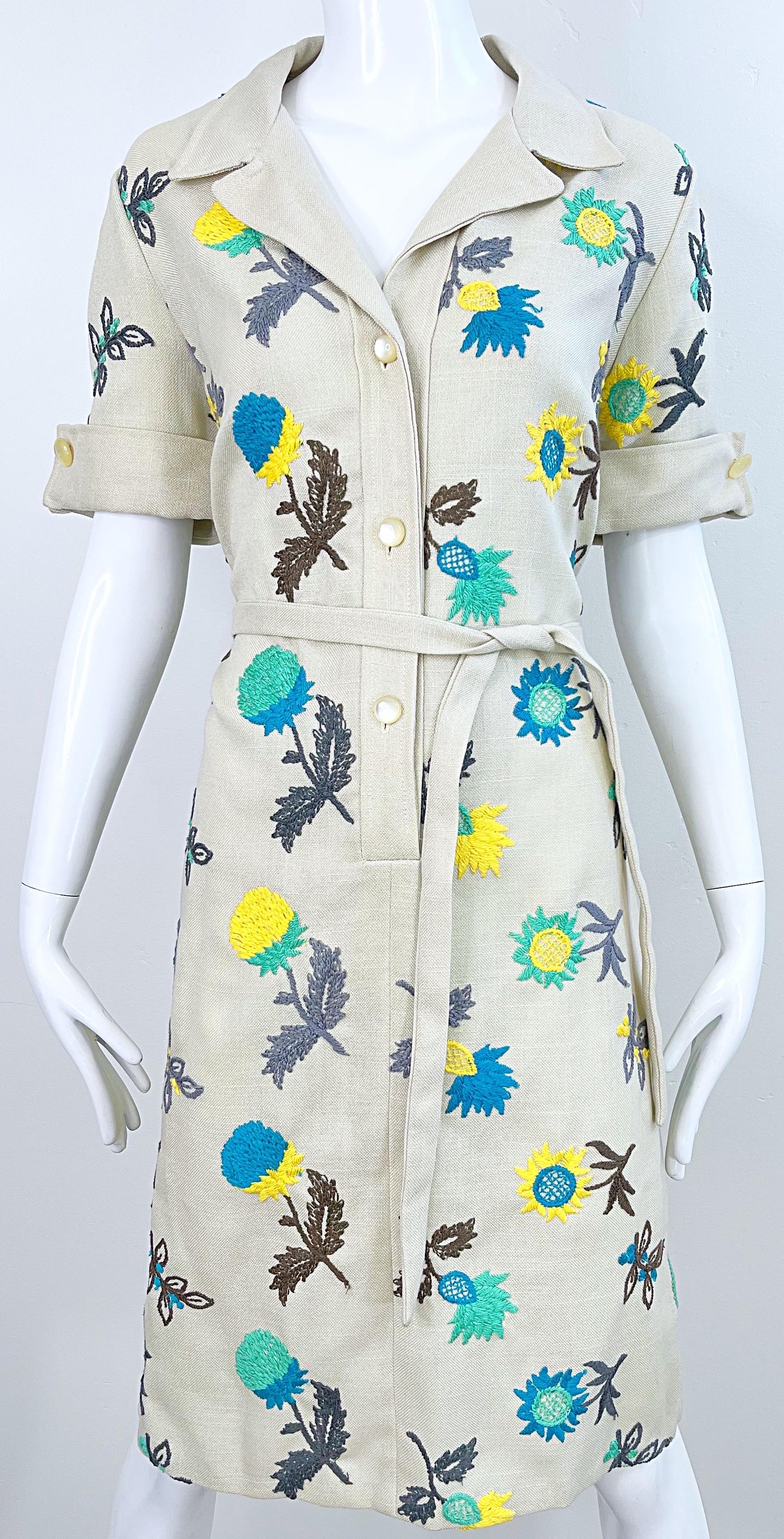 1970s Peter Stevens Irish Linen Embroidered Khaki Vintage 70s Shirt Dress For Sale 2