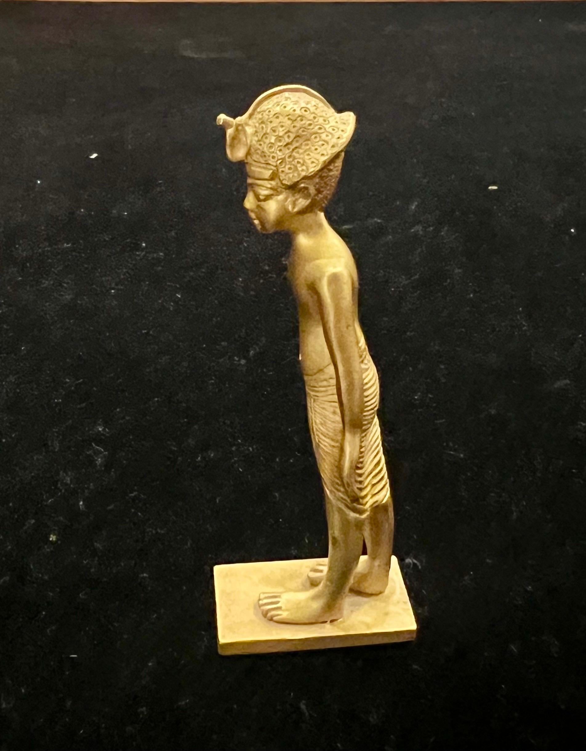 1970 Petite MMA El niño rey Tutankamón Museo Metropolitano de Arte Egipcio en venta