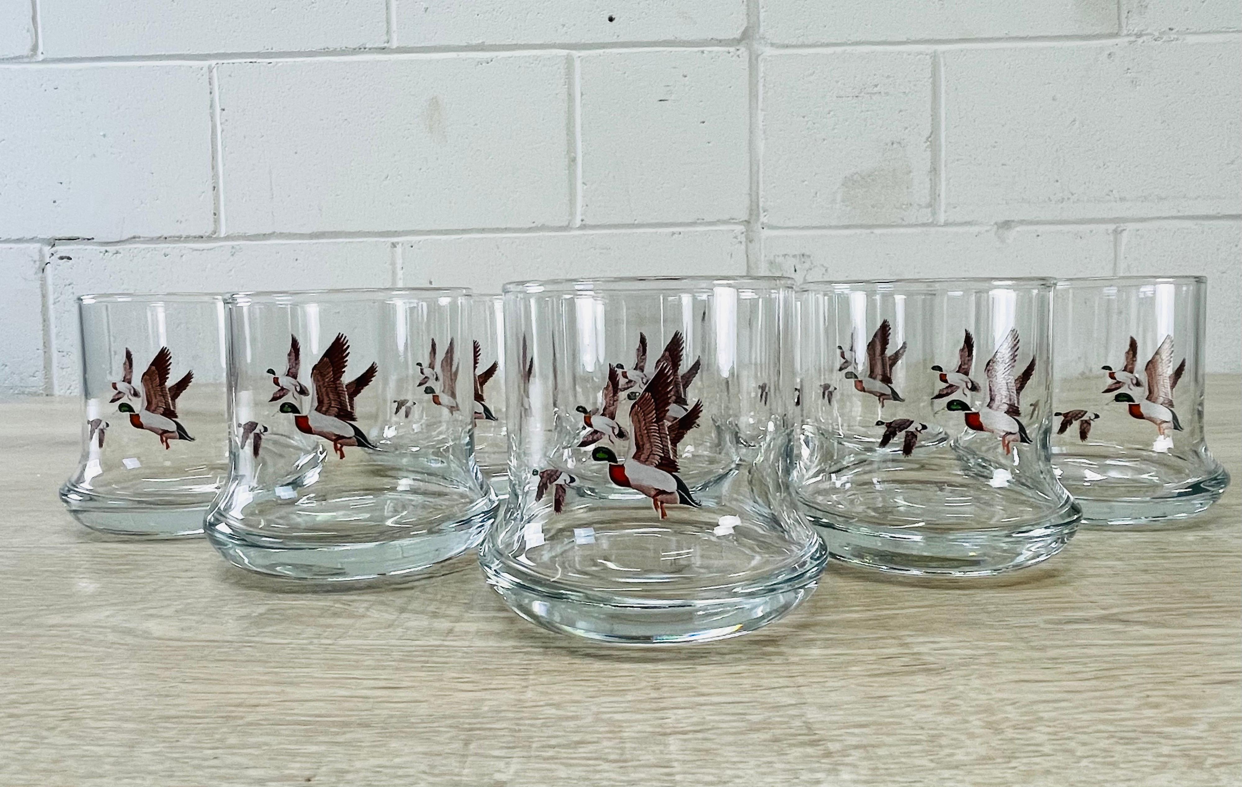 Vintage 1970s set of eight thick bottom tumblers with a pheasant design. Great for a man cave. No marks.