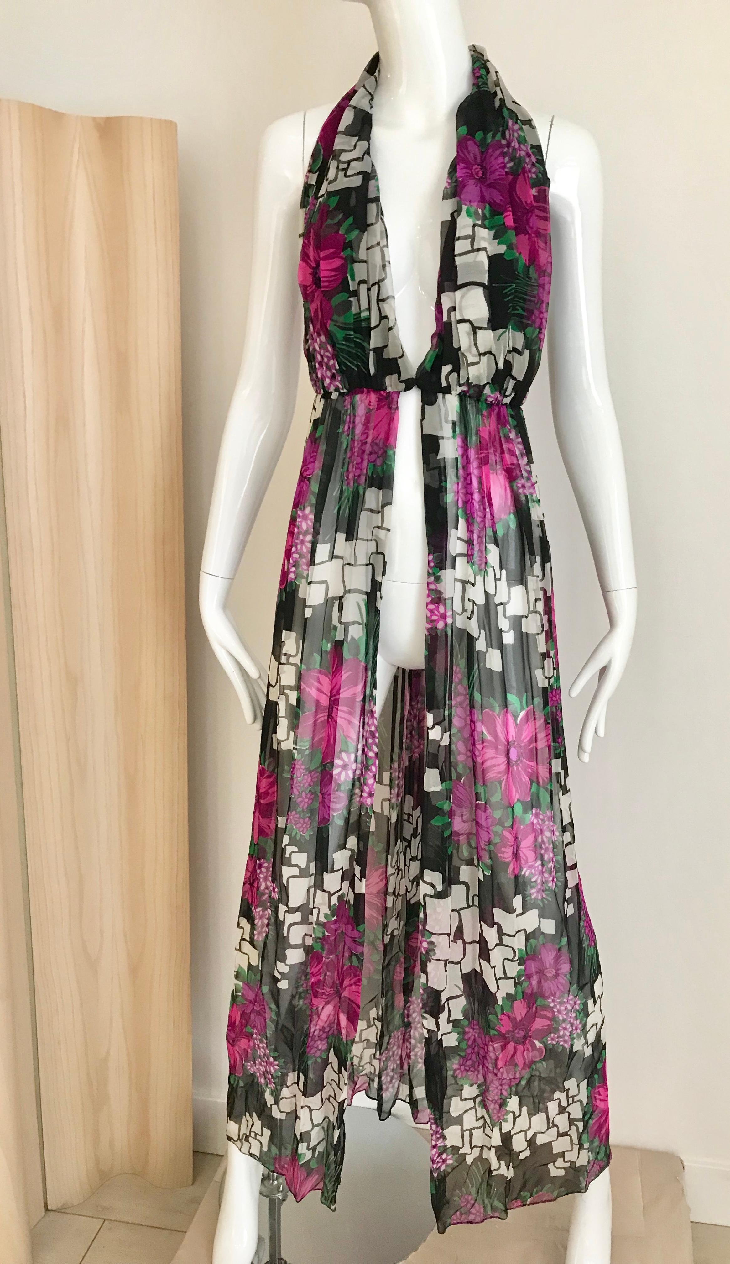 1970s Pierre Cardin Floral Print Halter Silk Vest Dress In Good Condition For Sale In Beverly Hills, CA