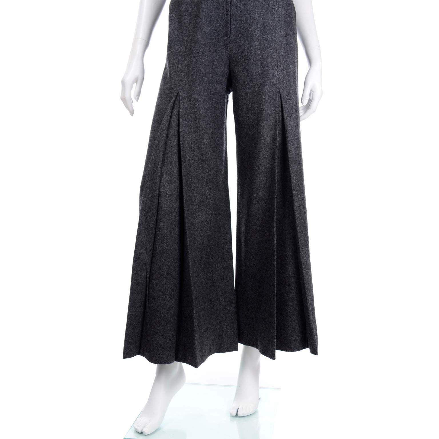 1970s Pierre Cardin Grey Wool Wide Leg Pleated Pants & Vest Style Top Outfit 4