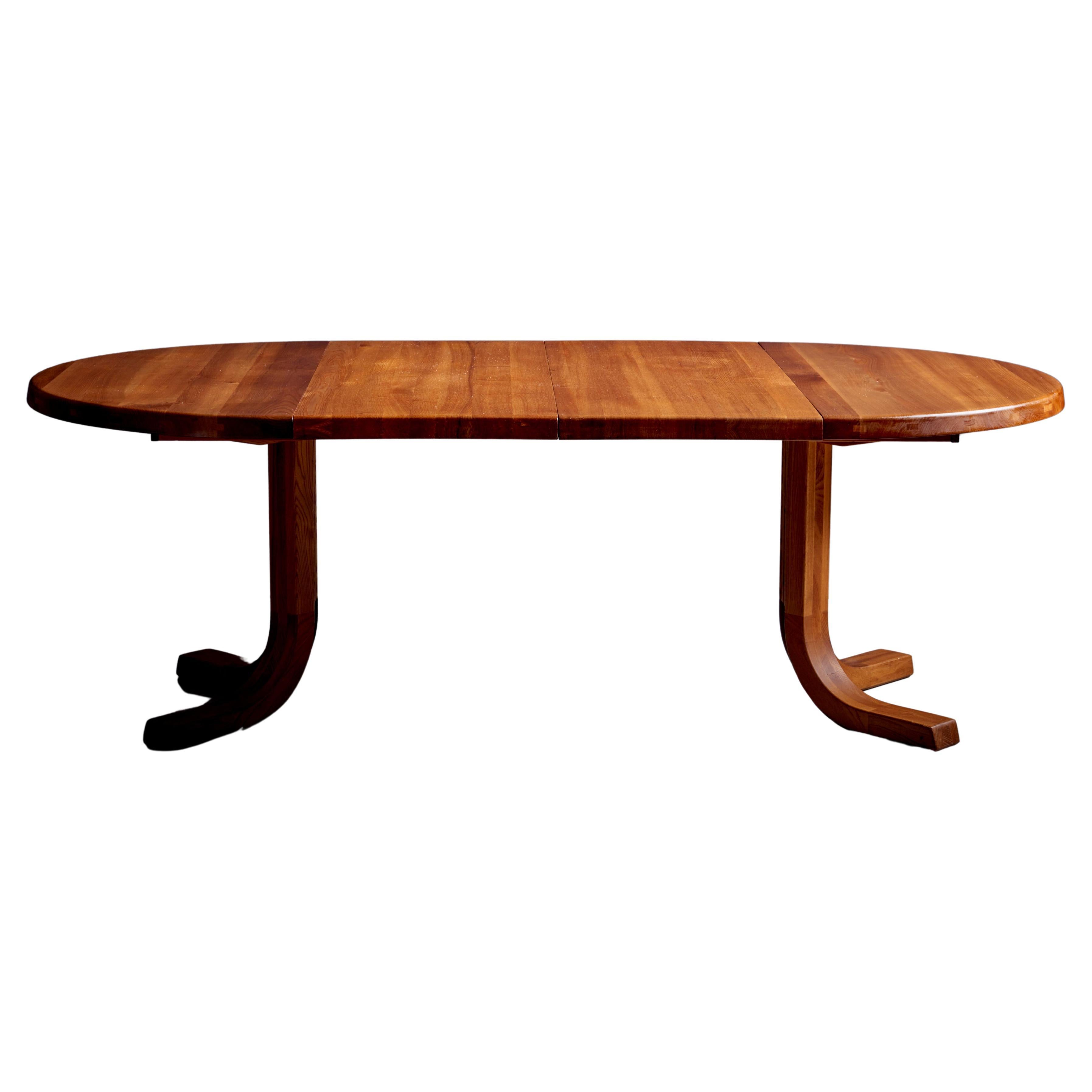 1970s Pierre Chapo T40 Extendable Dining Table in Elm Wood Round / Oval For Sale
