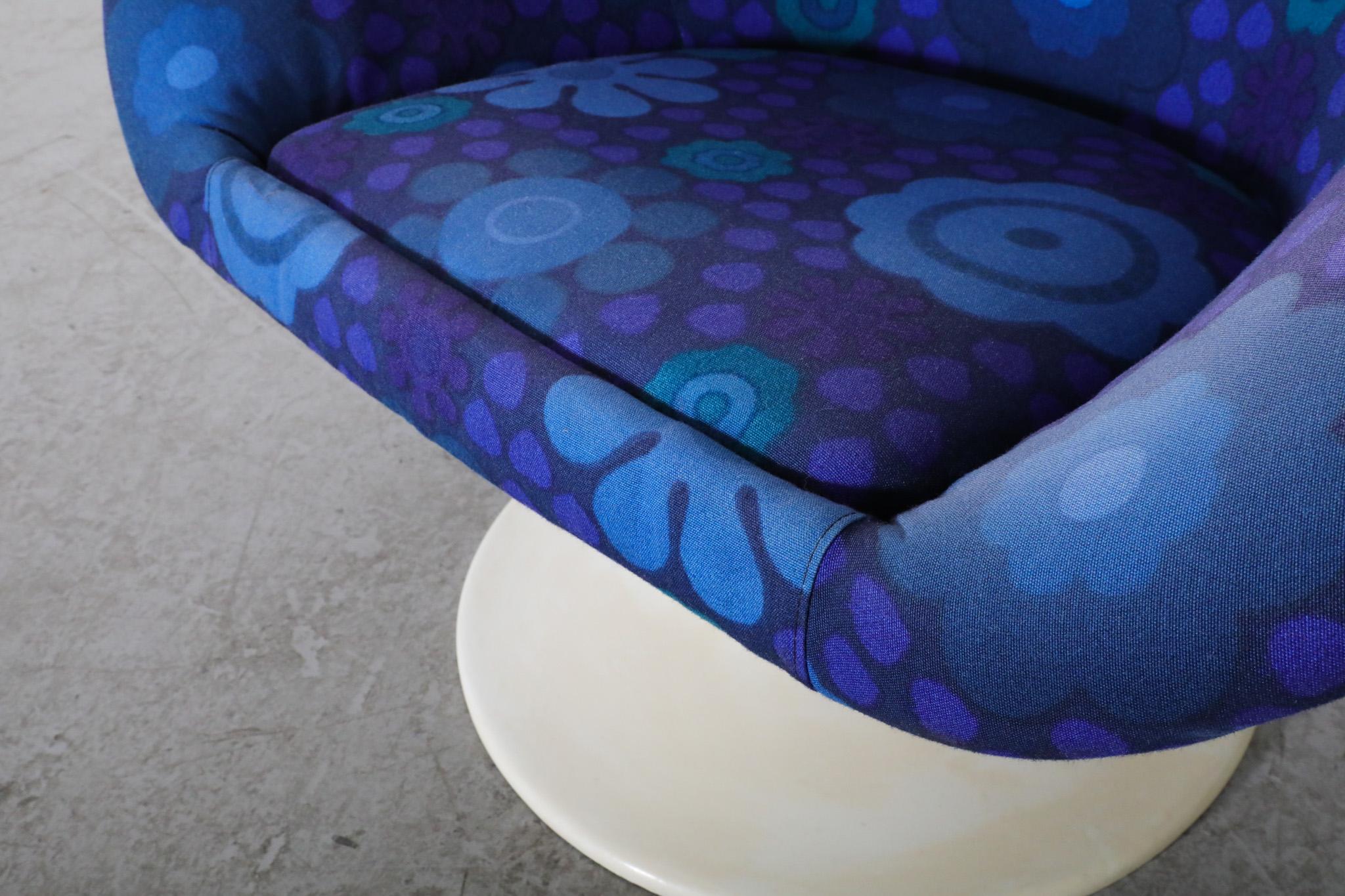 1970's Pierre Paulin Inspired Blue Flower Textile Tulip Swivel Chair by TopForm For Sale 5