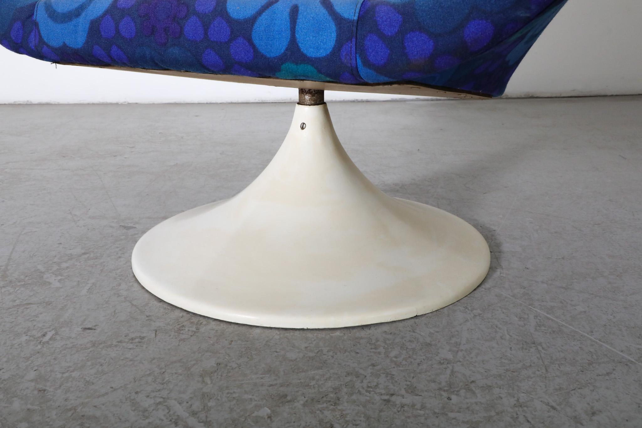 1970's Pierre Paulin Inspired Blue Flower Textile Tulip Swivel Chair by TopForm For Sale 6