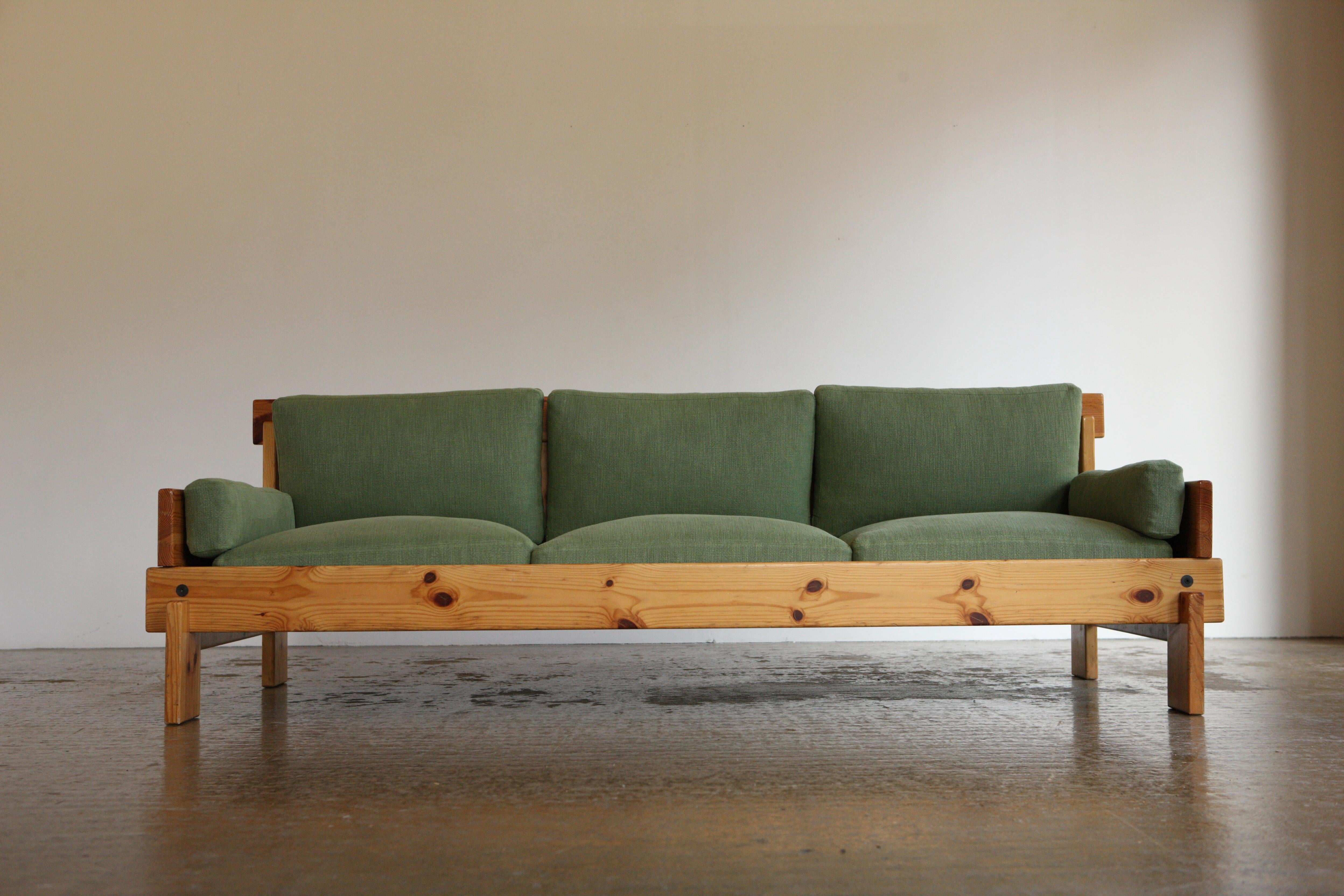 Late 20th Century 1970's Pine Framed Linen Sofa For Sale