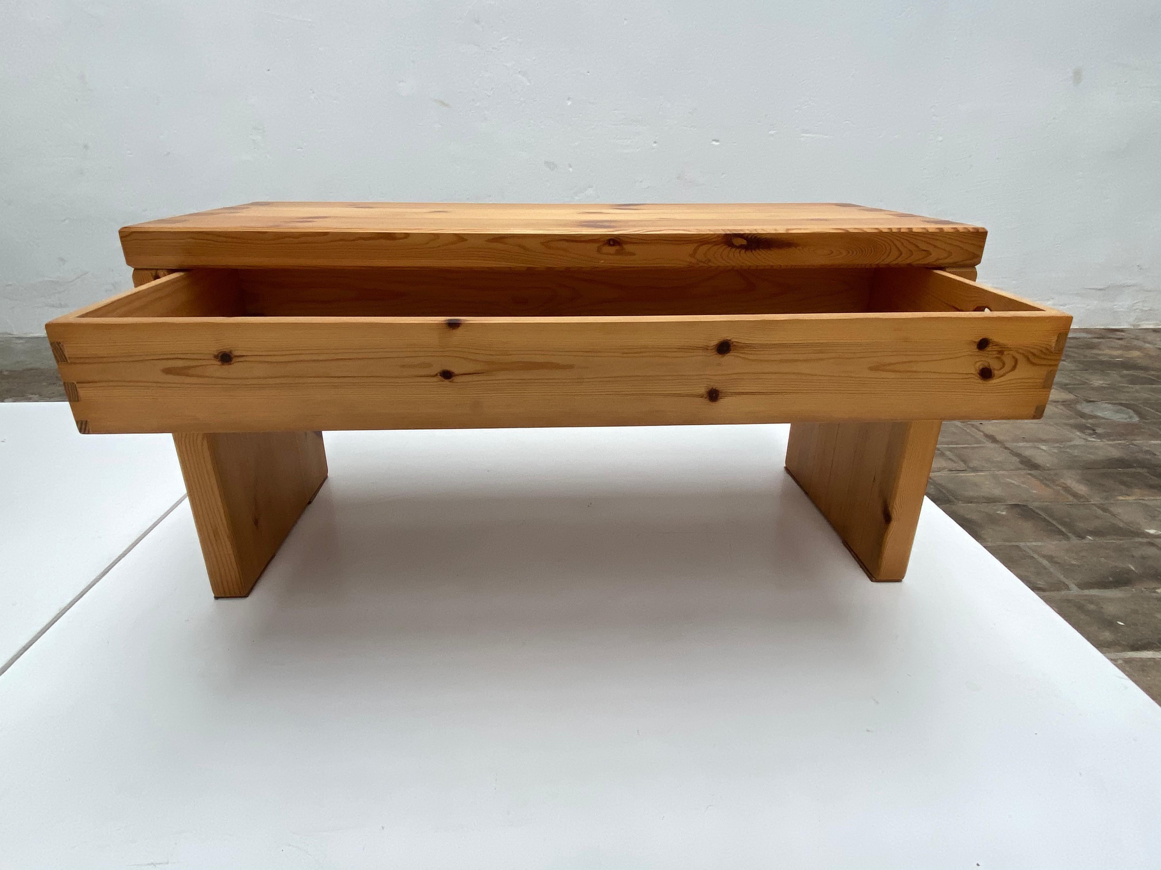 1970s Pine Wood Side Table with Single Drawer by Aksel Kjersgaard Odder, Denmark For Sale 4