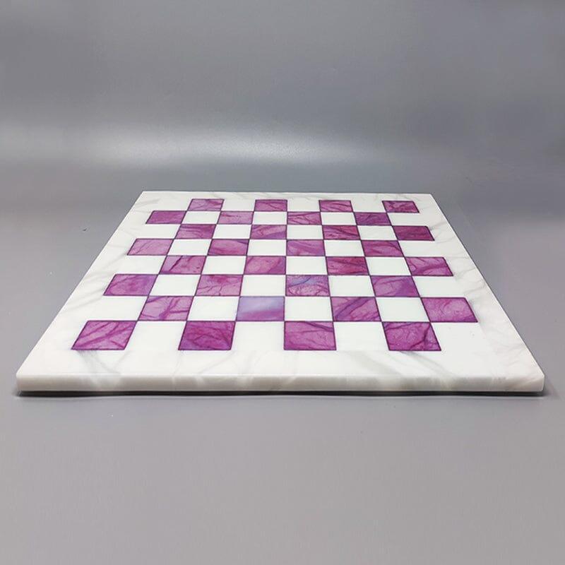 1970s Pink and White Chess Set in Volterra Alabaster Handmade Made in Italy In Excellent Condition For Sale In Milano, IT