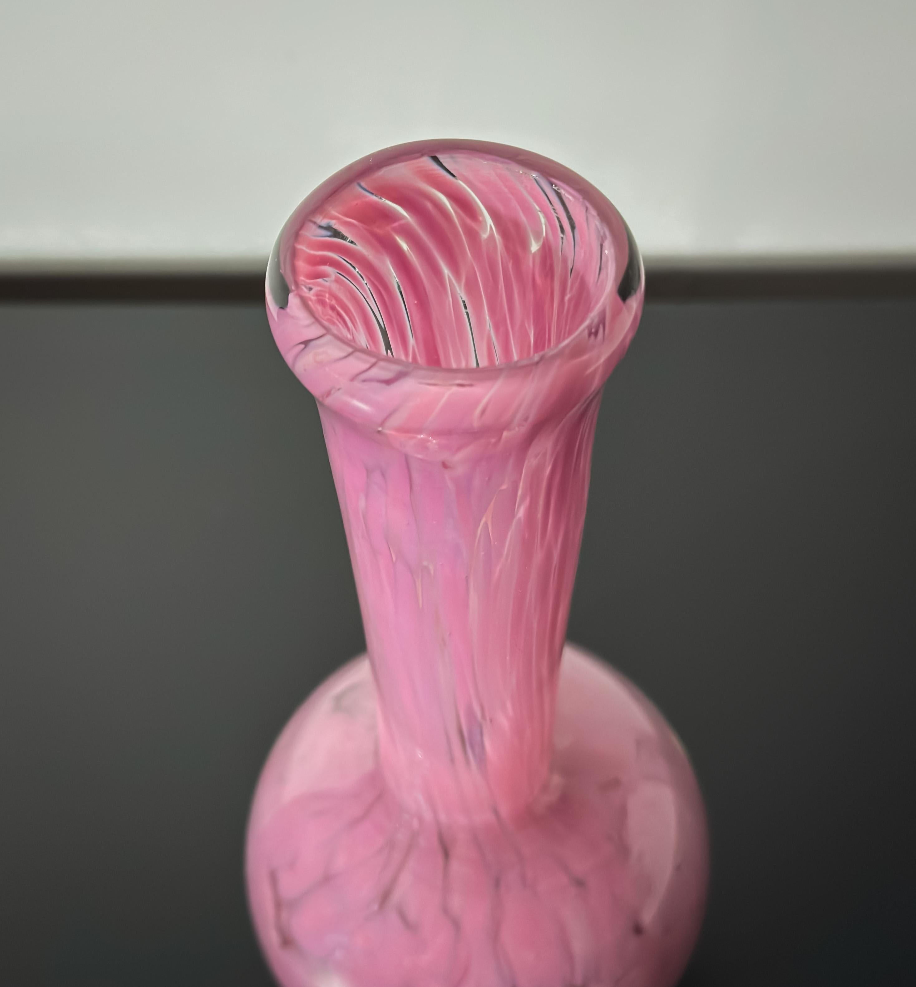 Postmoderne Vase en verre tacheté rose des années 1980 par Mdina Glass, Malte en vente