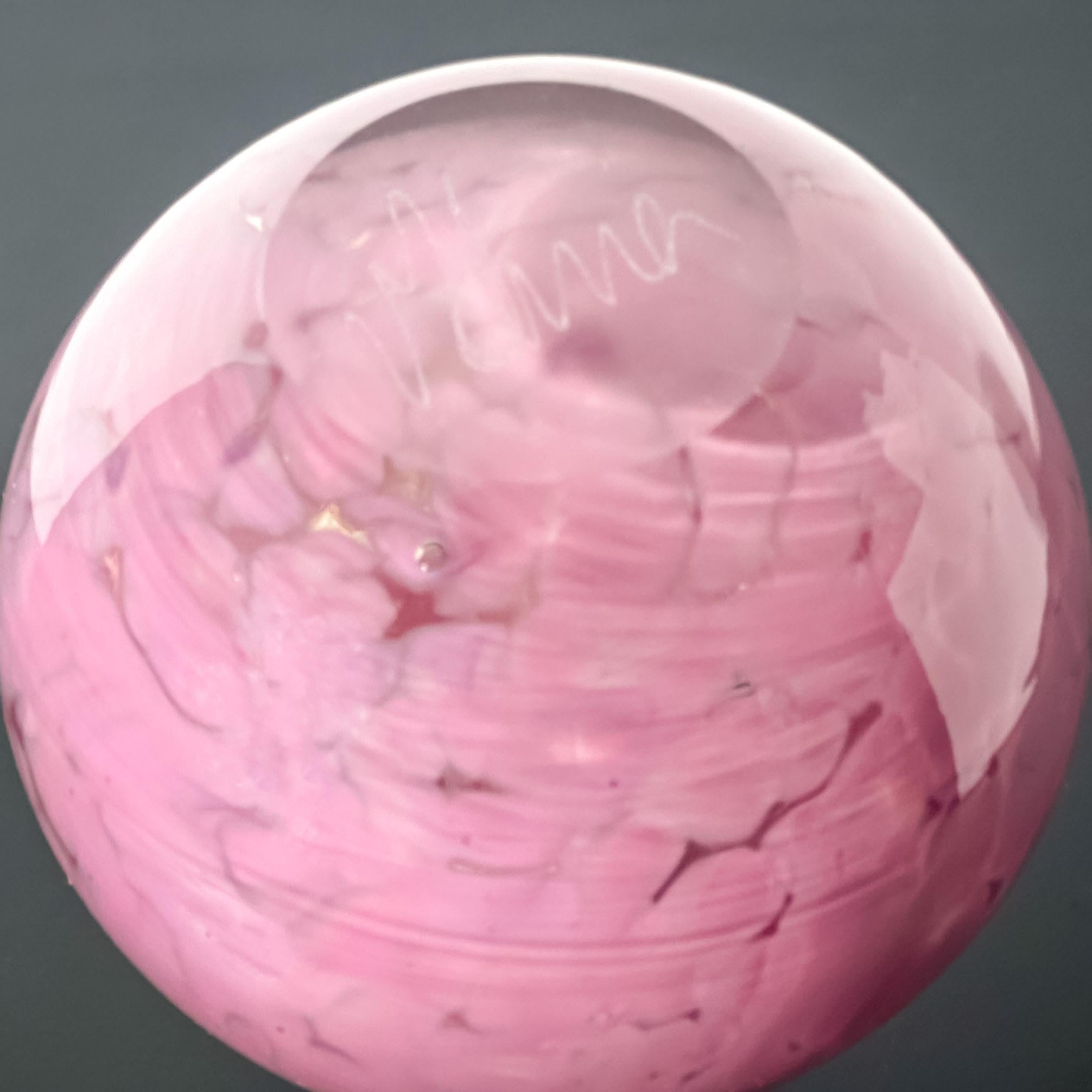 Fin du 20e siècle Vase en verre tacheté rose des années 1980 par Mdina Glass, Malte en vente