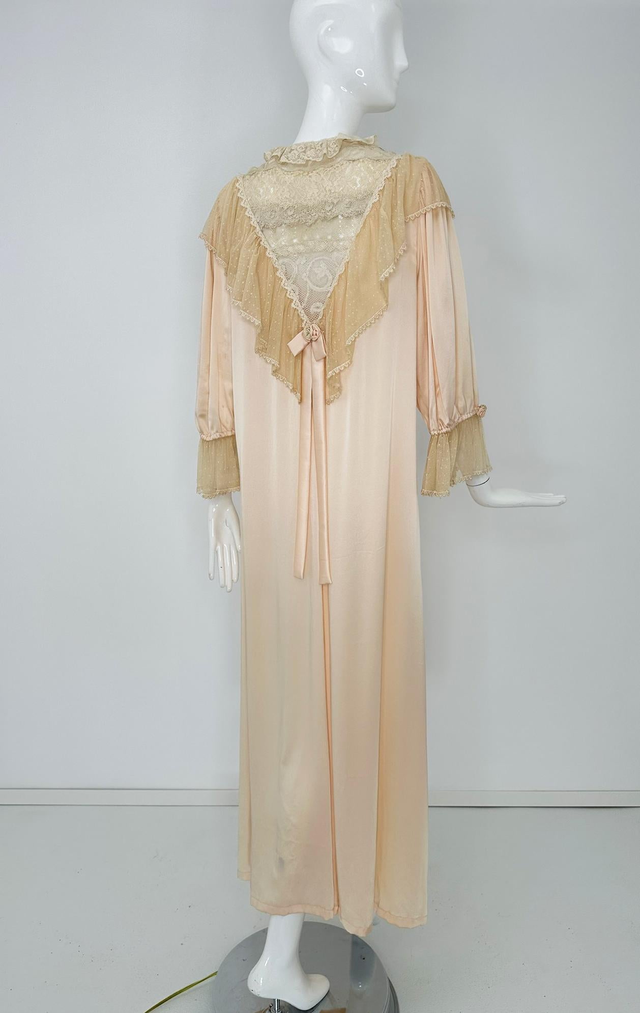 1970s Pink Silk & Antique Lace Dressing Gown with Ribbon Rosettes & Dotted Tulle For Sale 1