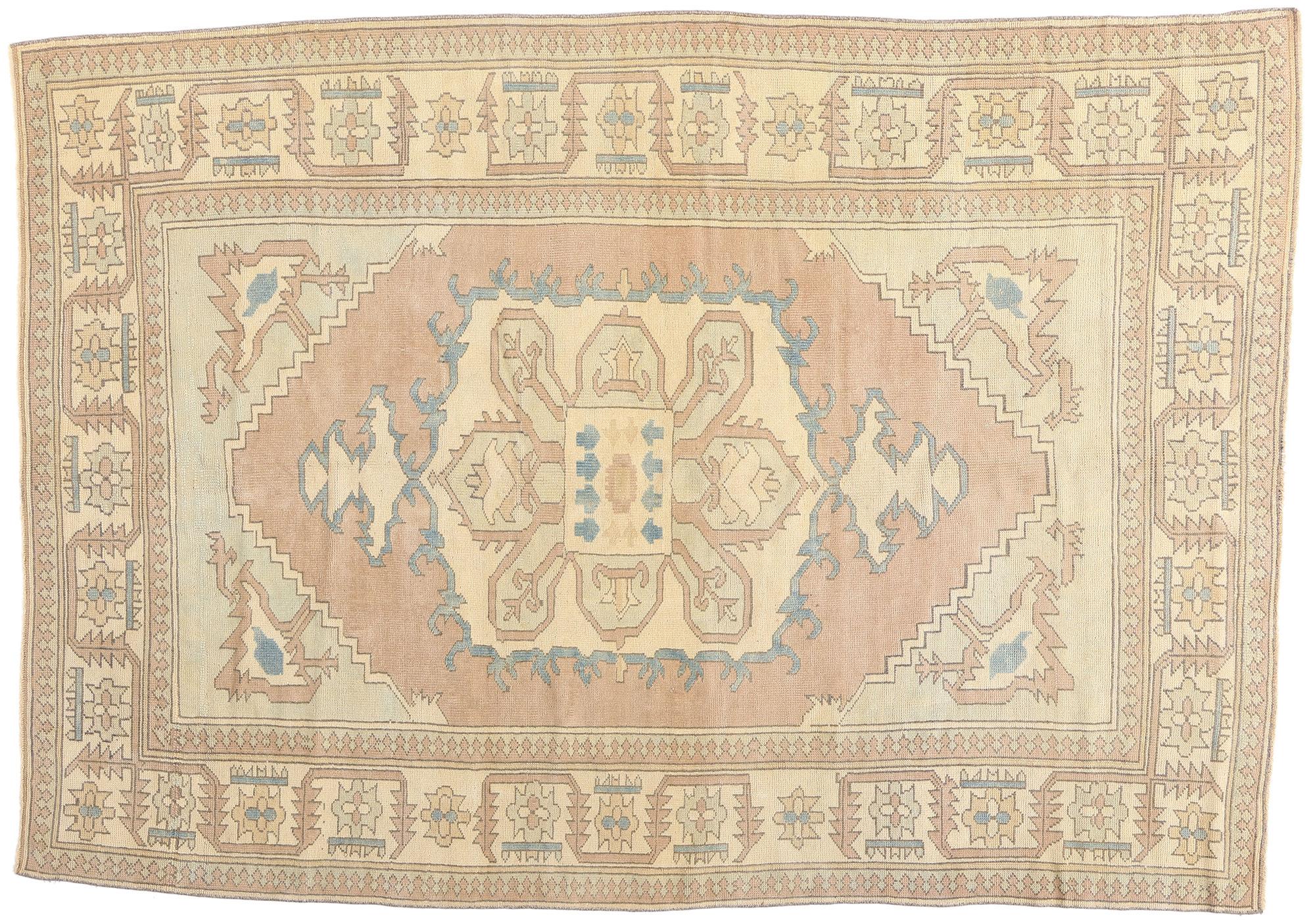 Tapis turc Oushak rose des années 1970, de style tribal moderne en vente 12