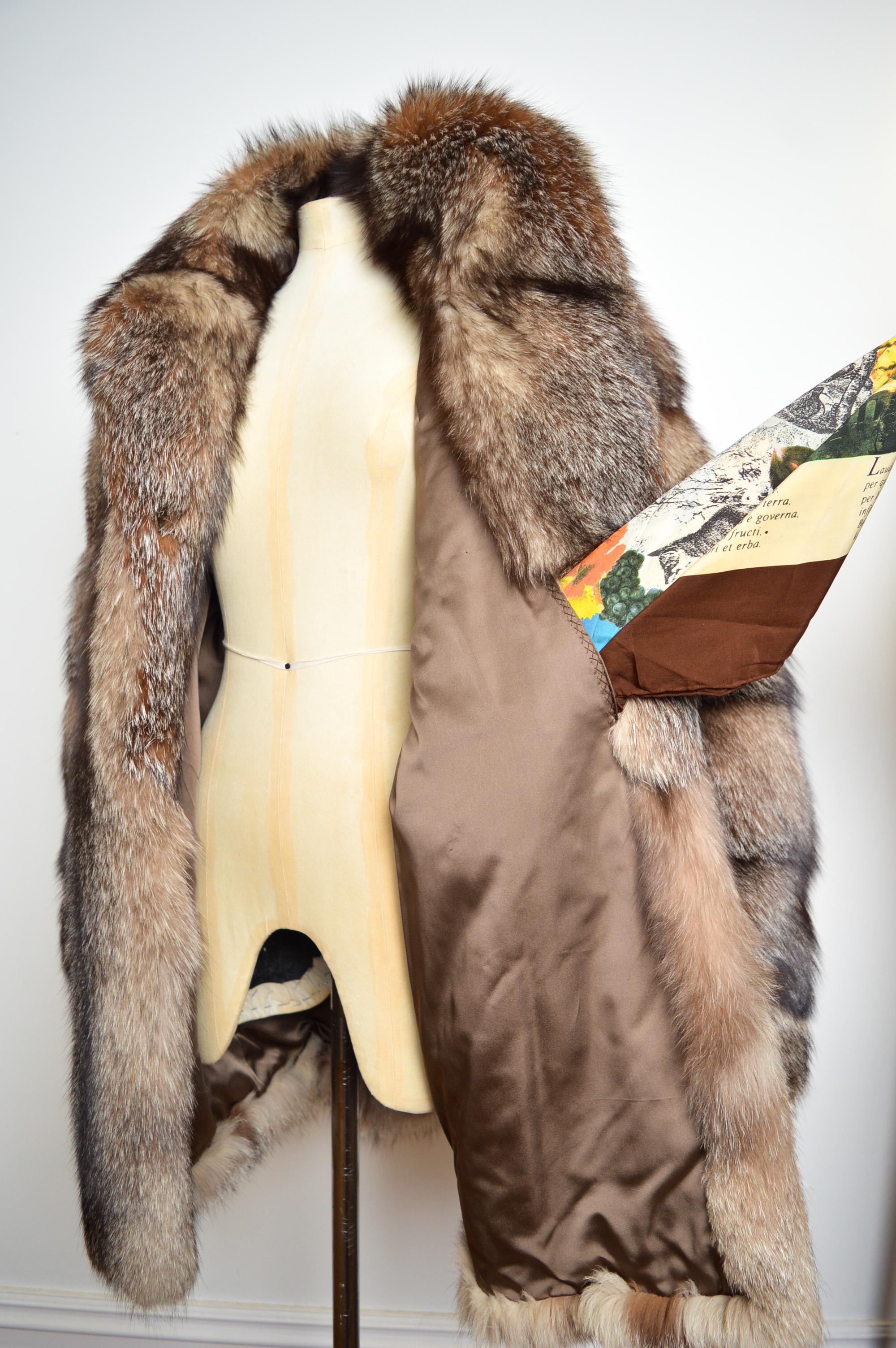 1970 Plush Luxurious Vintage Arctic Fox Silver Brown Fur Coat - Jacket 6