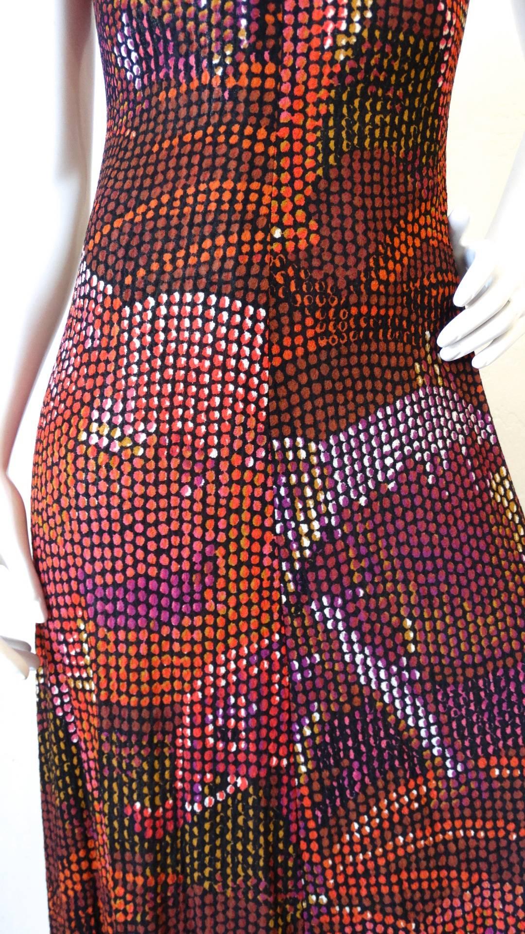 1970s Pointillism Elephant Print Sleeveless Maxi Dress In Excellent Condition In Scottsdale, AZ