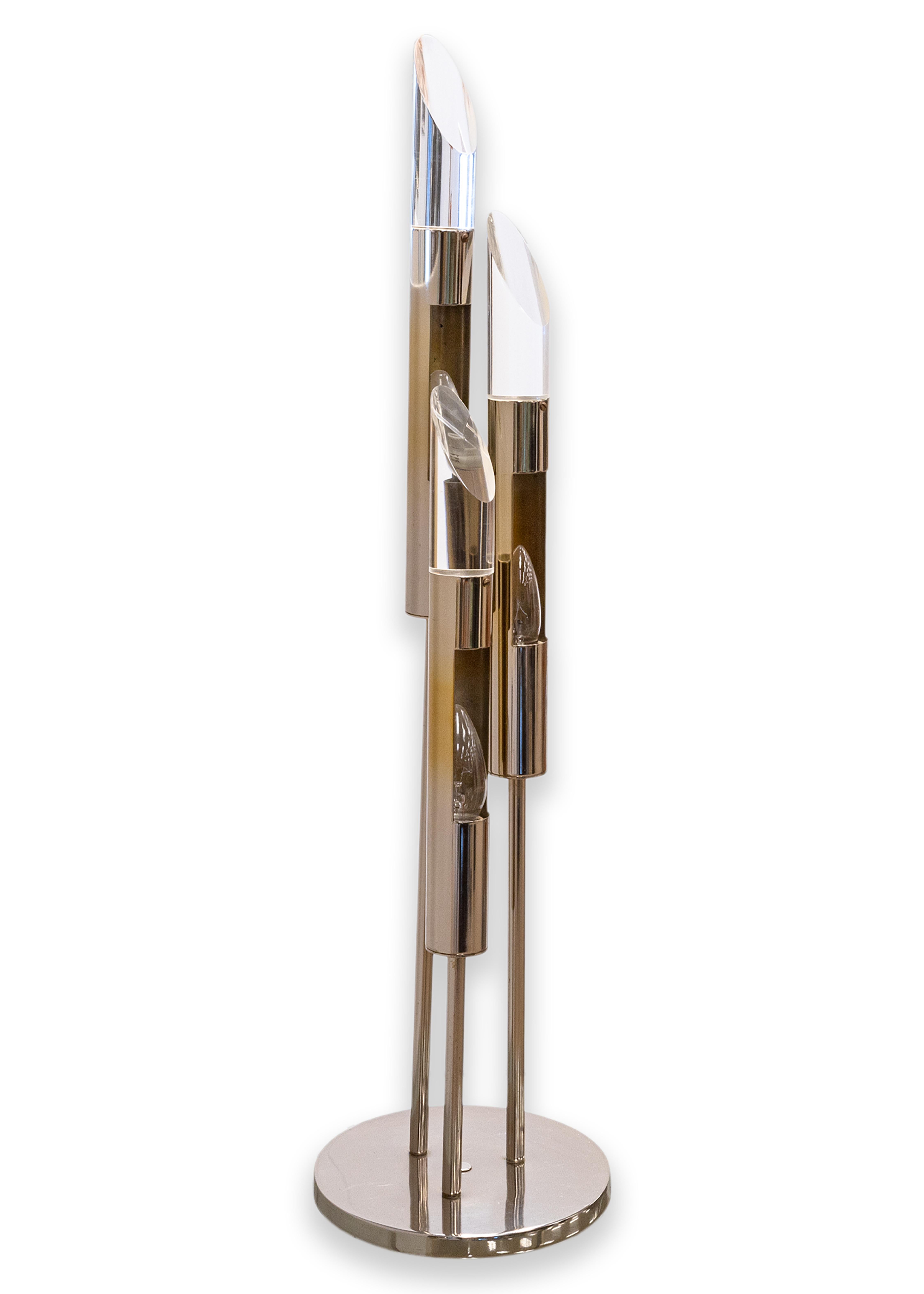 1970s Polished Chrome Three Fixture Table Lamp with Lucite Acrylic Prism Tips For Sale 4