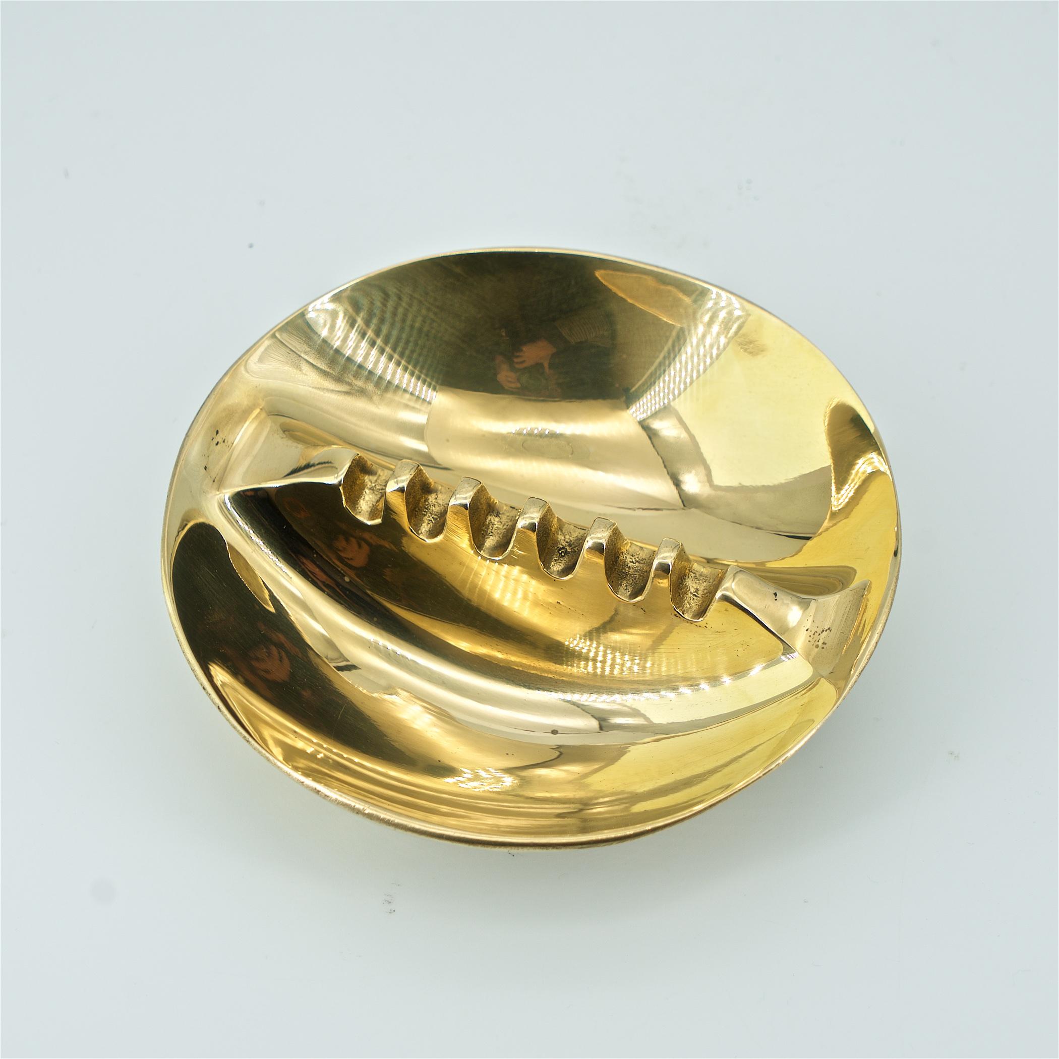 Cast 1970s Polished Gold Tone Ashtray Table Sculpture Mid-Century American Design