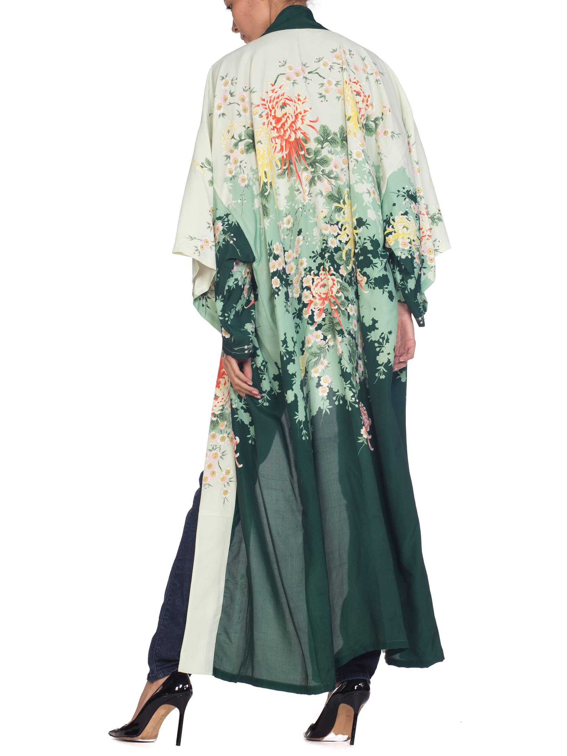 Poly-Kimono in Grün mit Blumenmuster, 1970er Jahre 4